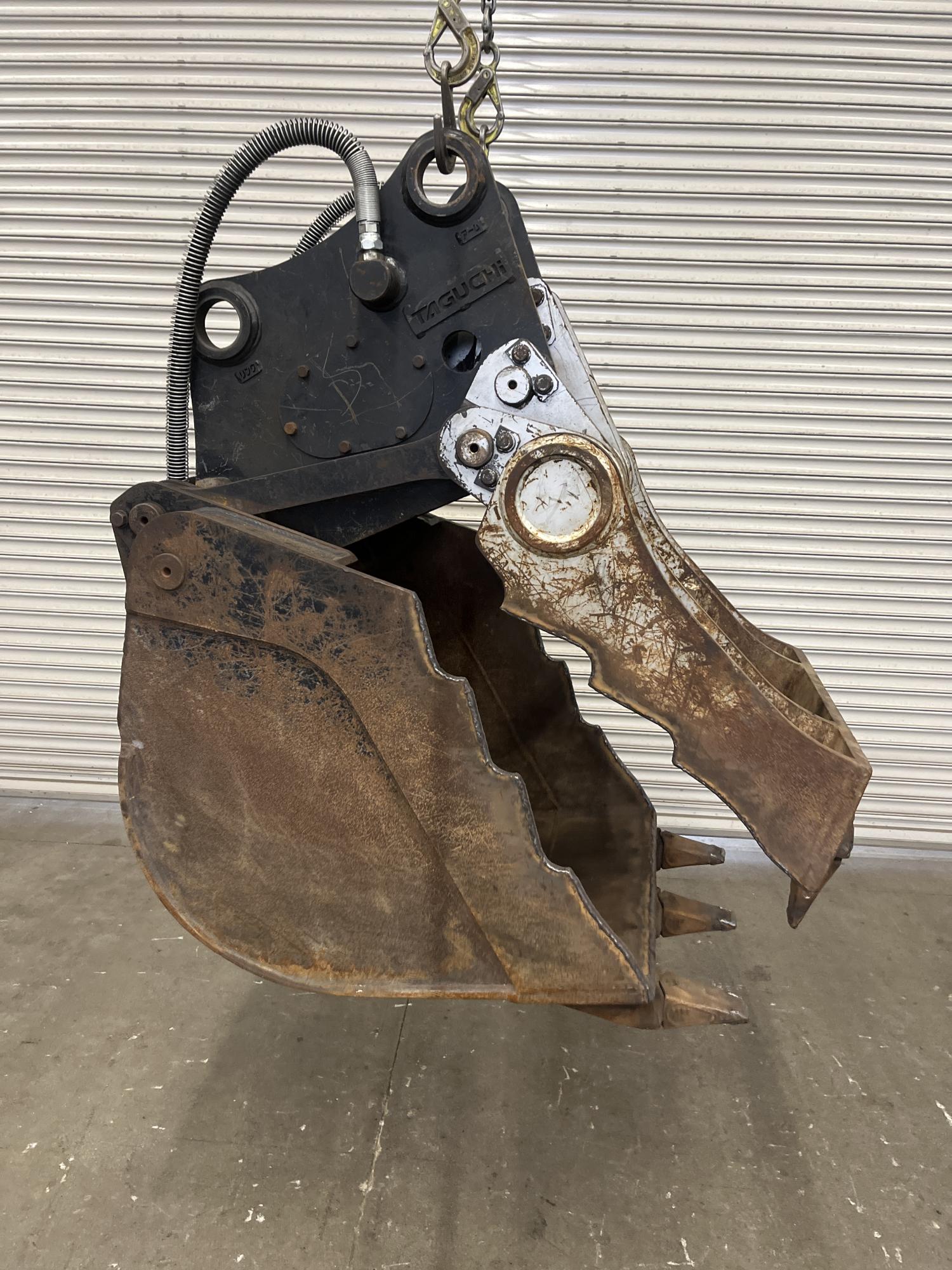 タグチ認定中古 油圧式バケット&フォーク　コブラ　10～14ton　CBRH-120L