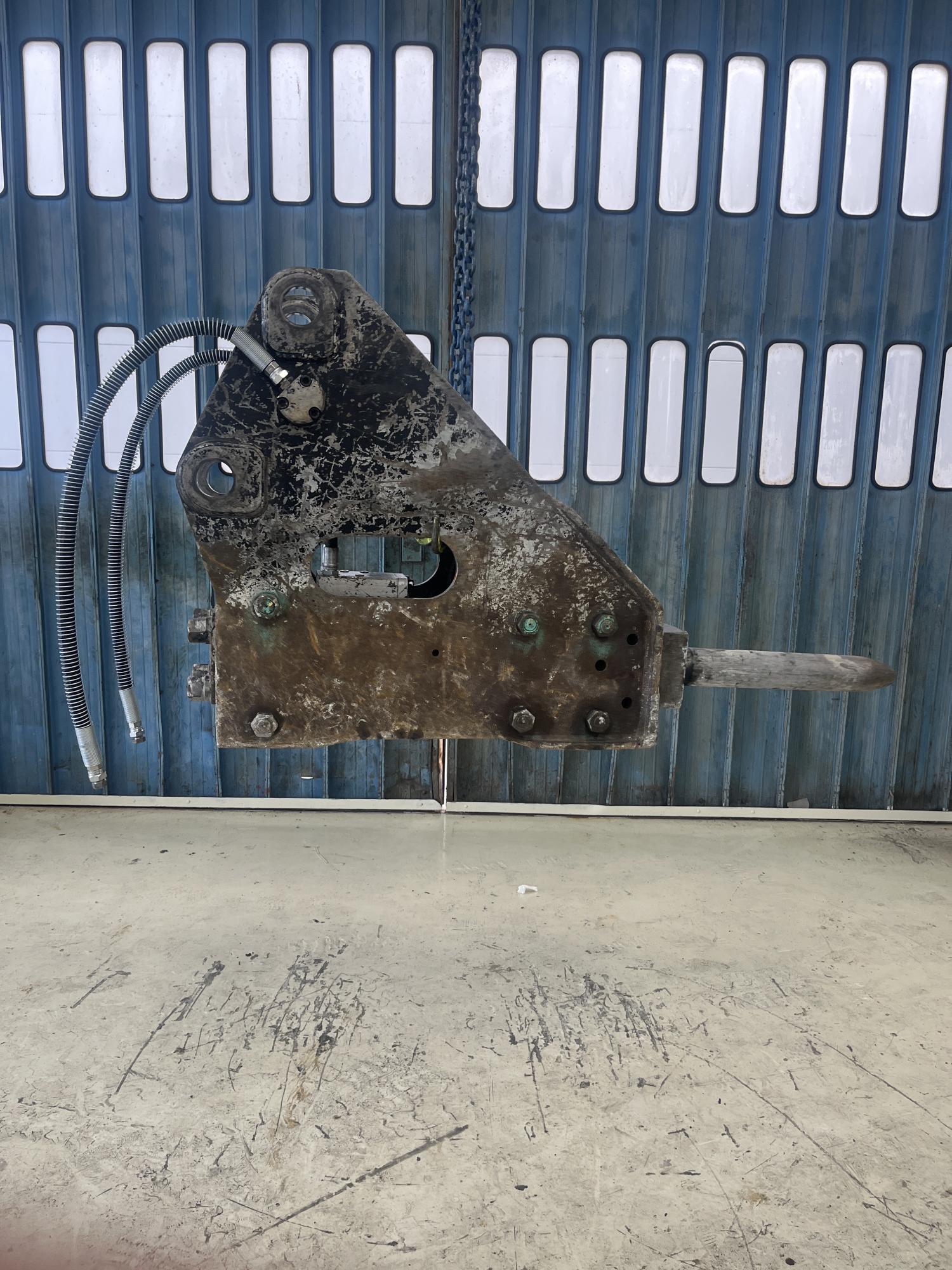 タグチ認定中古 サイドマウント　GBブレーカー　10～14ton　GBS-120