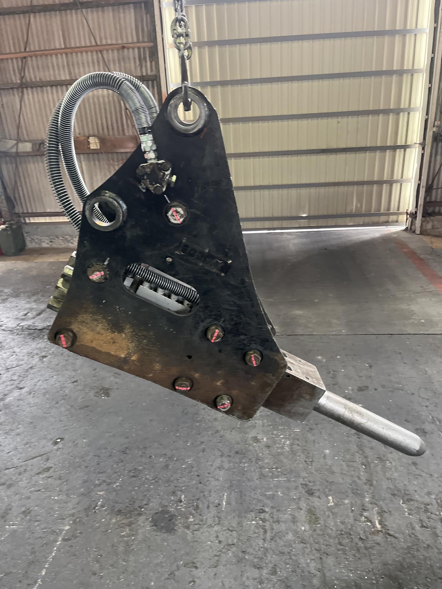 タグチ認定中古 サイドマウント　GBブレーカー　6～8ton　GBS-60