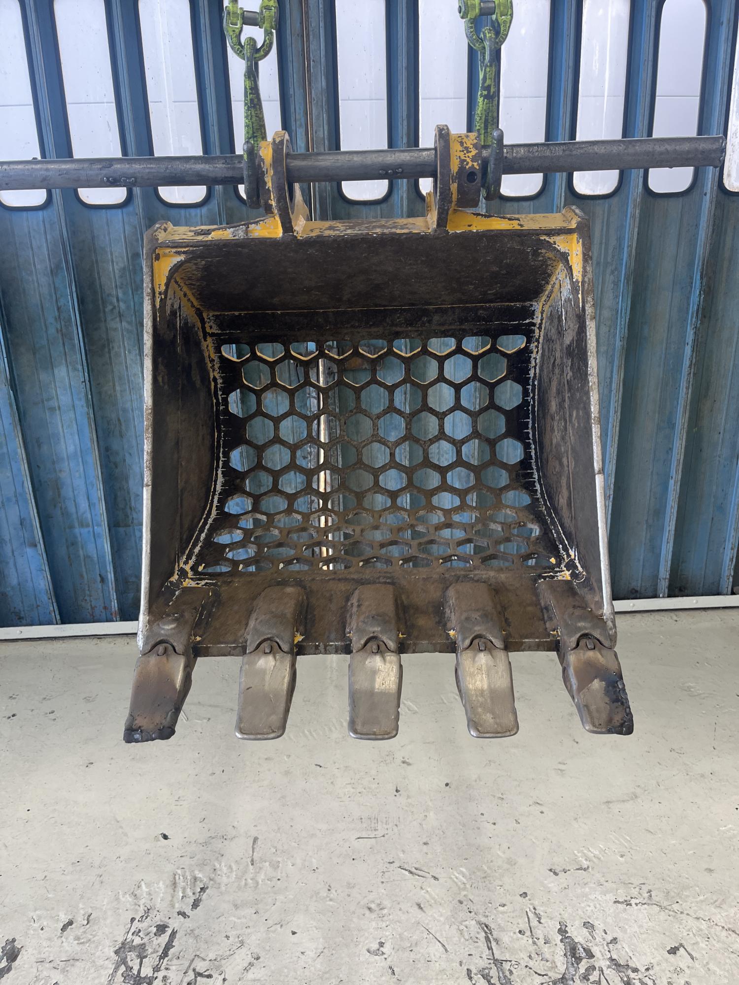 タグチ認定中古 ハニカムスケルトンバケット　3～4ton　HSK-30　600幅　HEX50