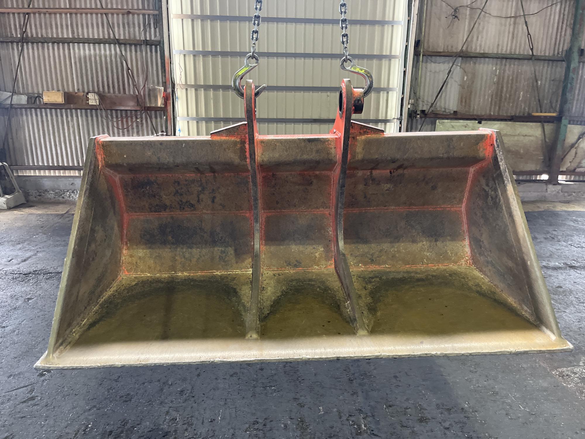 タグチ認定中古 法面バケット　10～14ton　Y1-122