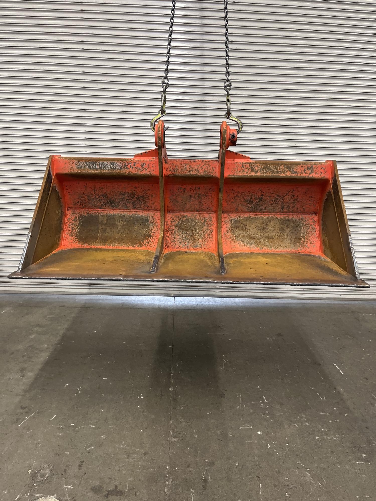 タグチ認定中古 法面バケット　20～22ton　Y1-200