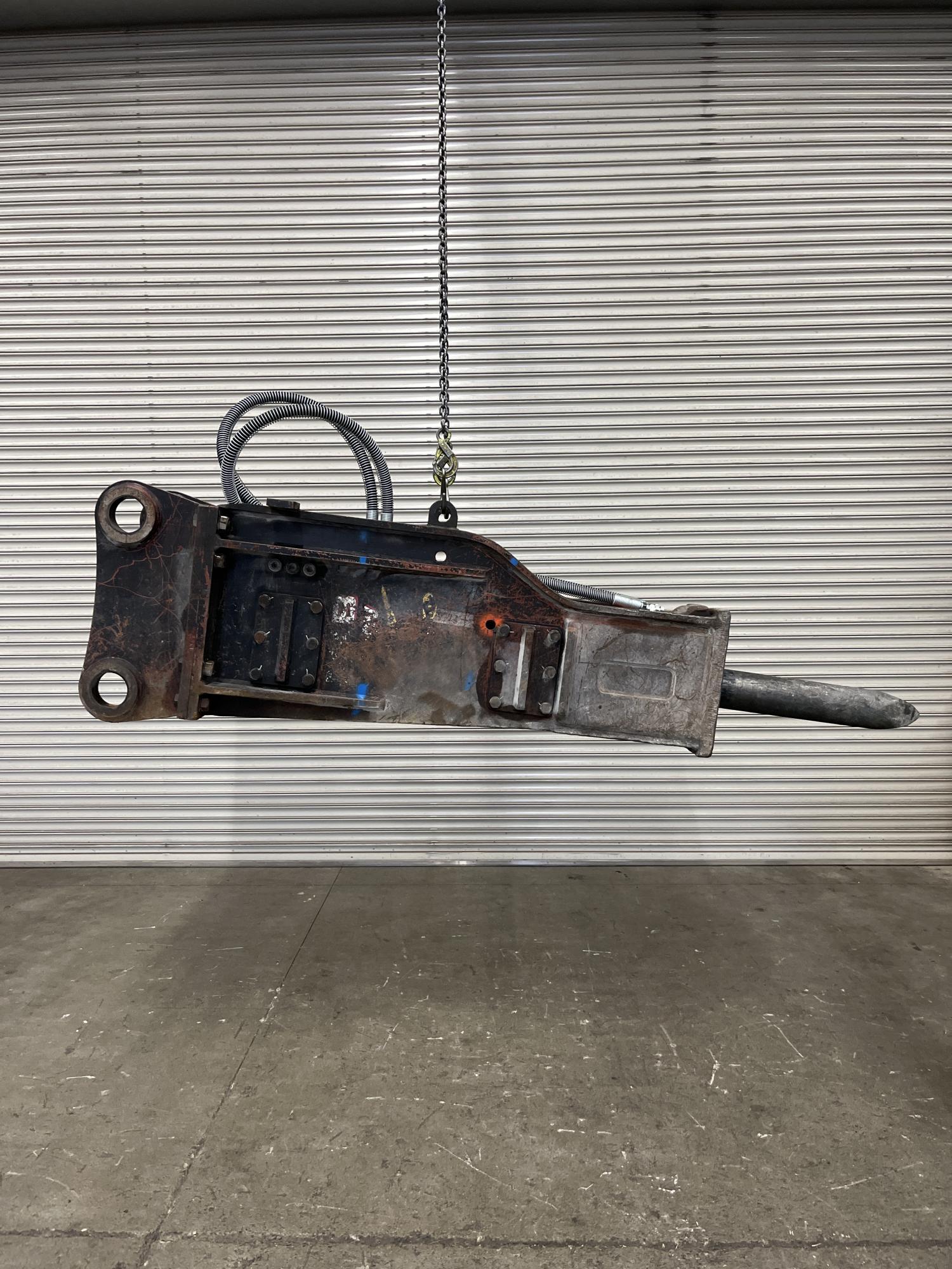 タグチ認定中古 GBブレーカー　30～35ton　GB-2200V