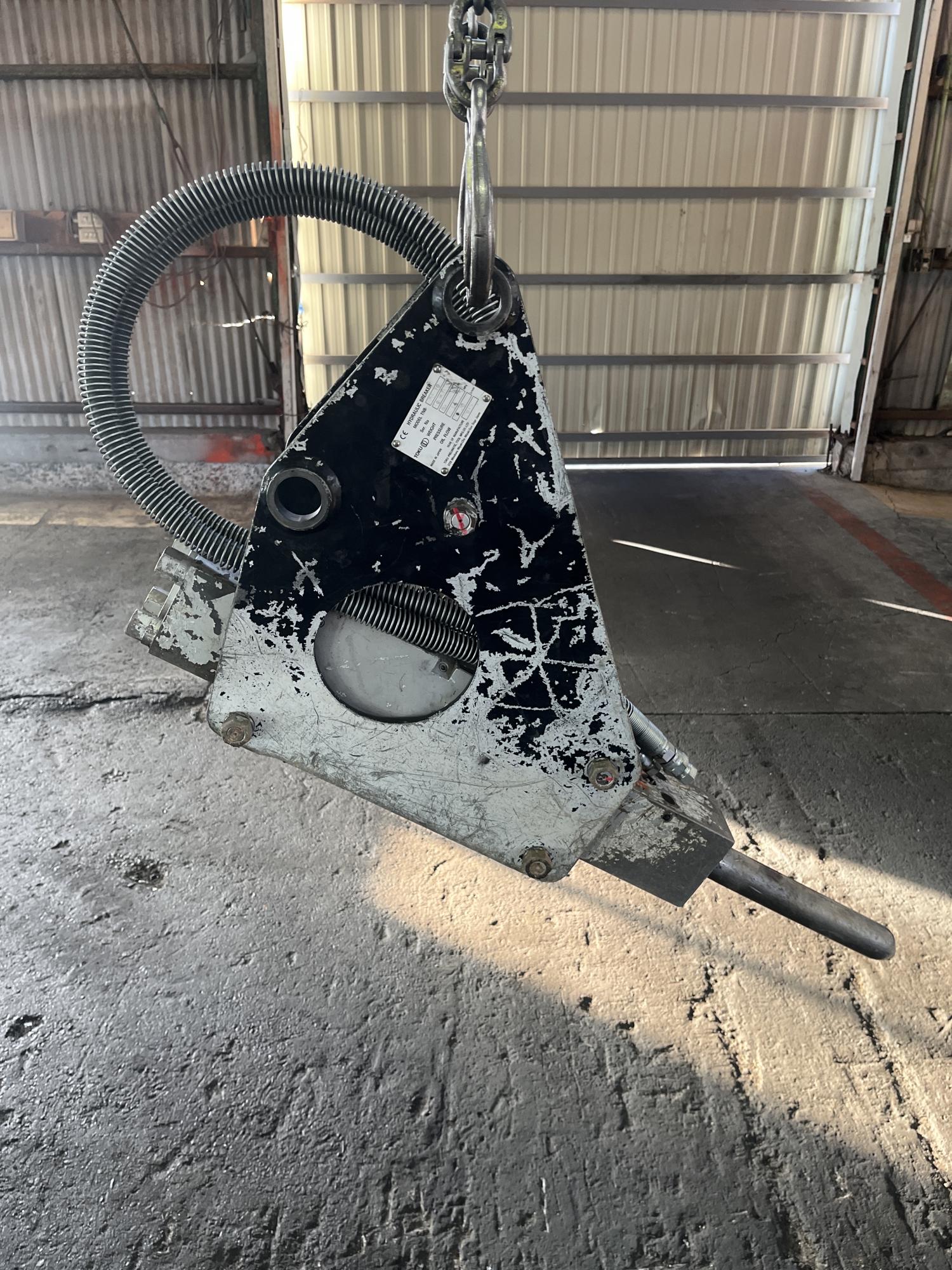 タグチ認定中古 サイドマウント　GBブレーカー　1.2～2.5ton　GBS-10