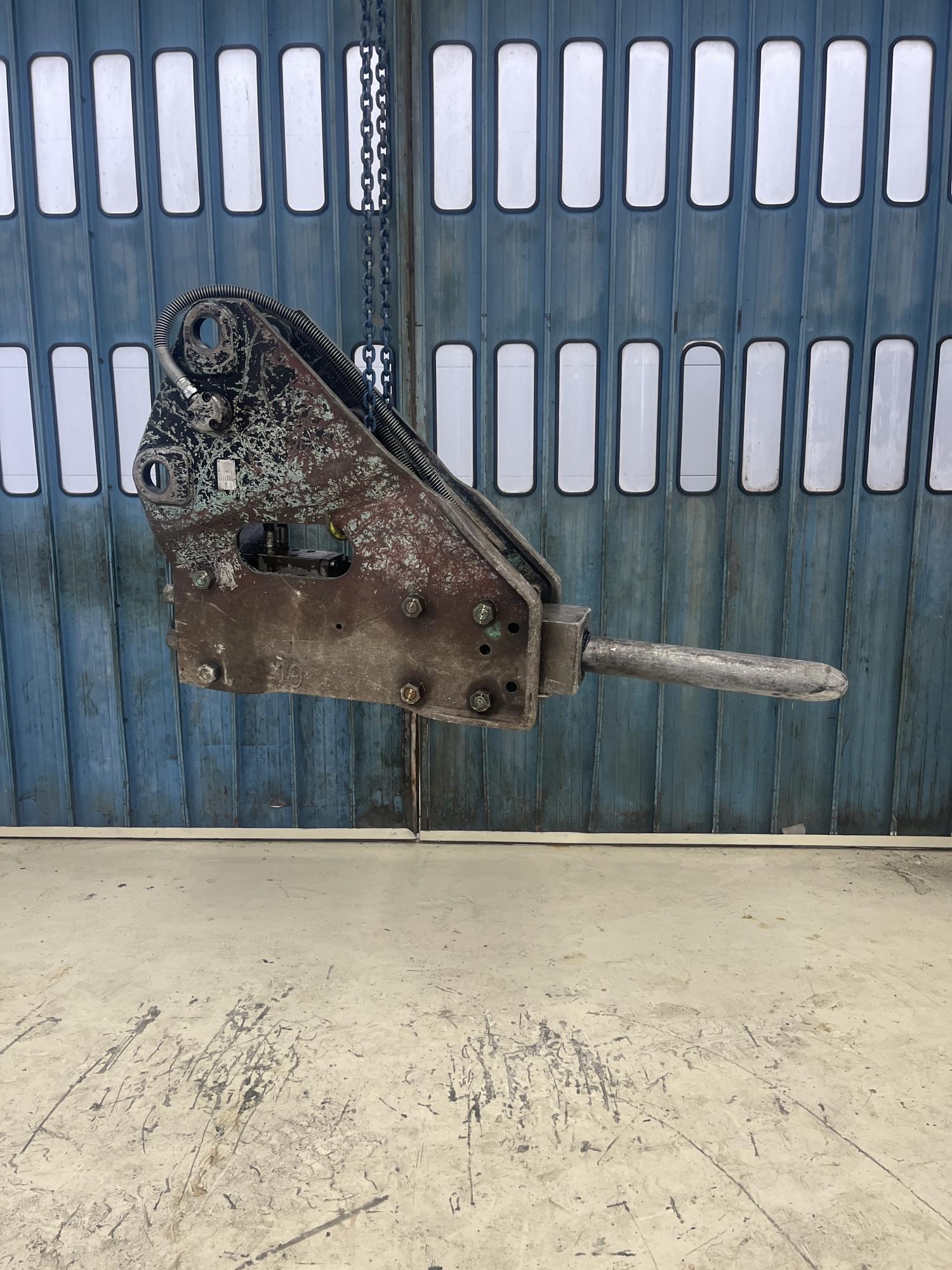 タグチ認定中古 サイドマウント　GBブレーカー　10～14ton　GBS-120