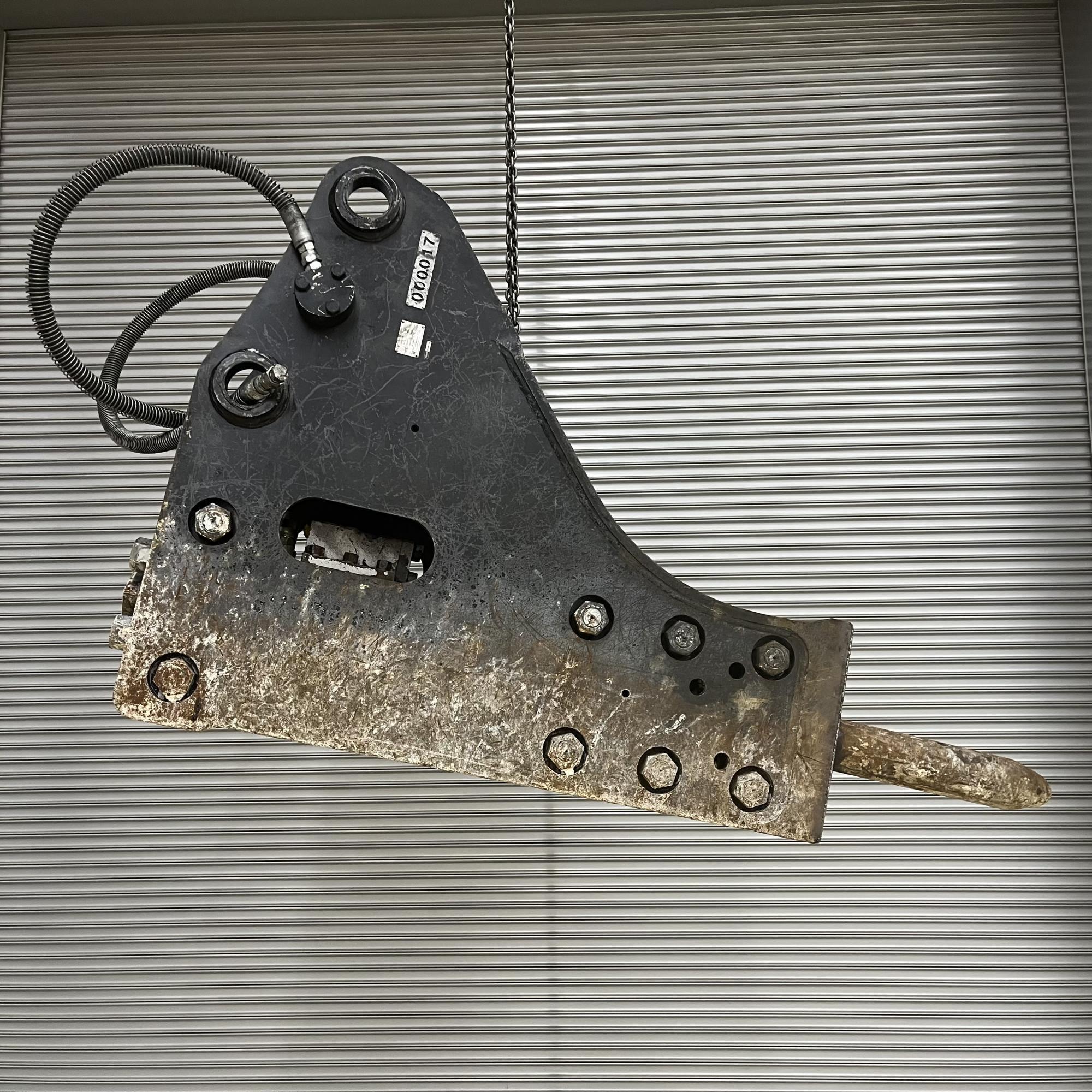 タグチ認定中古 サイドマウント　GBブレーカー　20～22ton　GBS-210