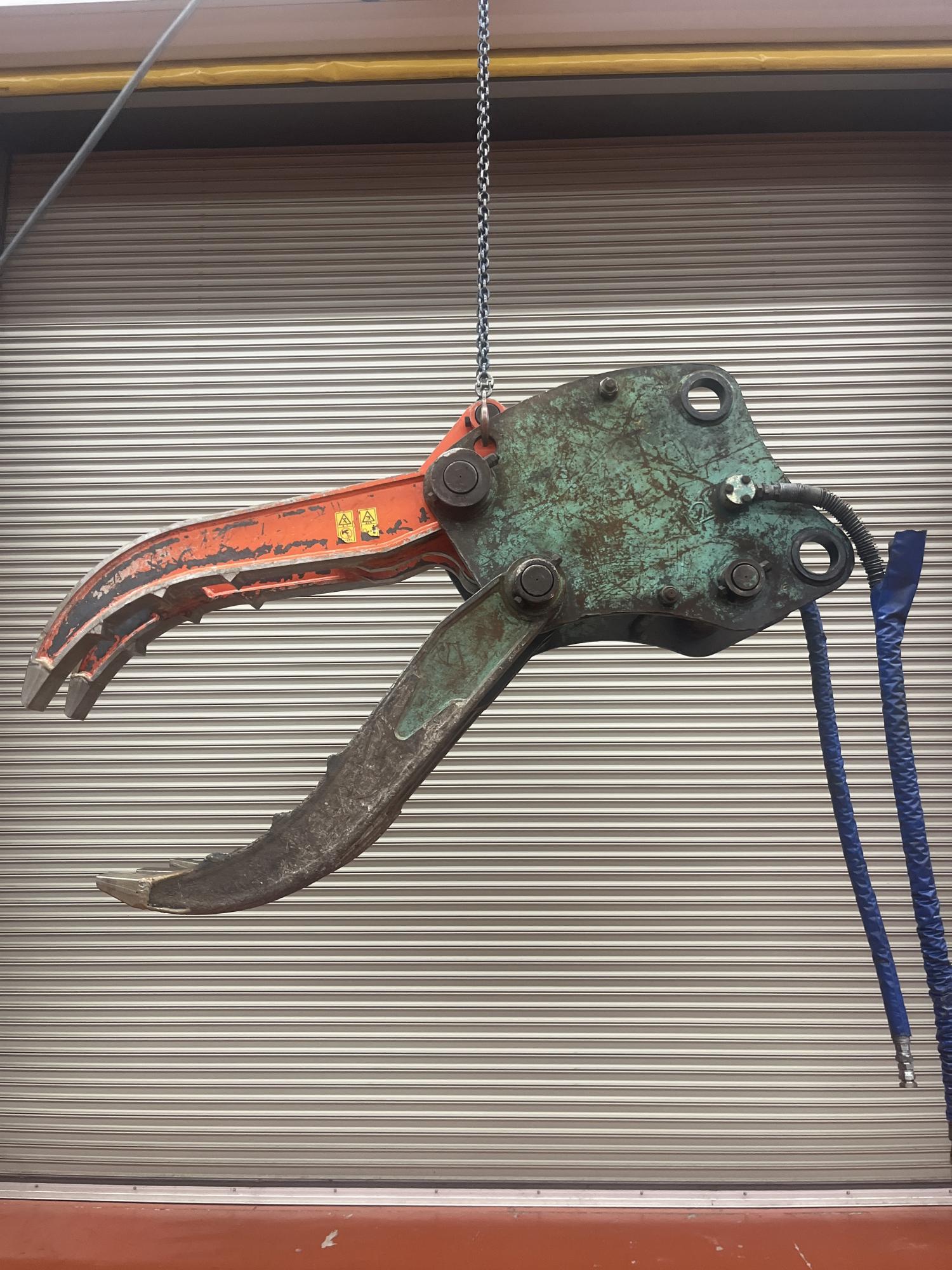 タグチ認定中古 首振りグラスパー　20～22ton　GV-200L