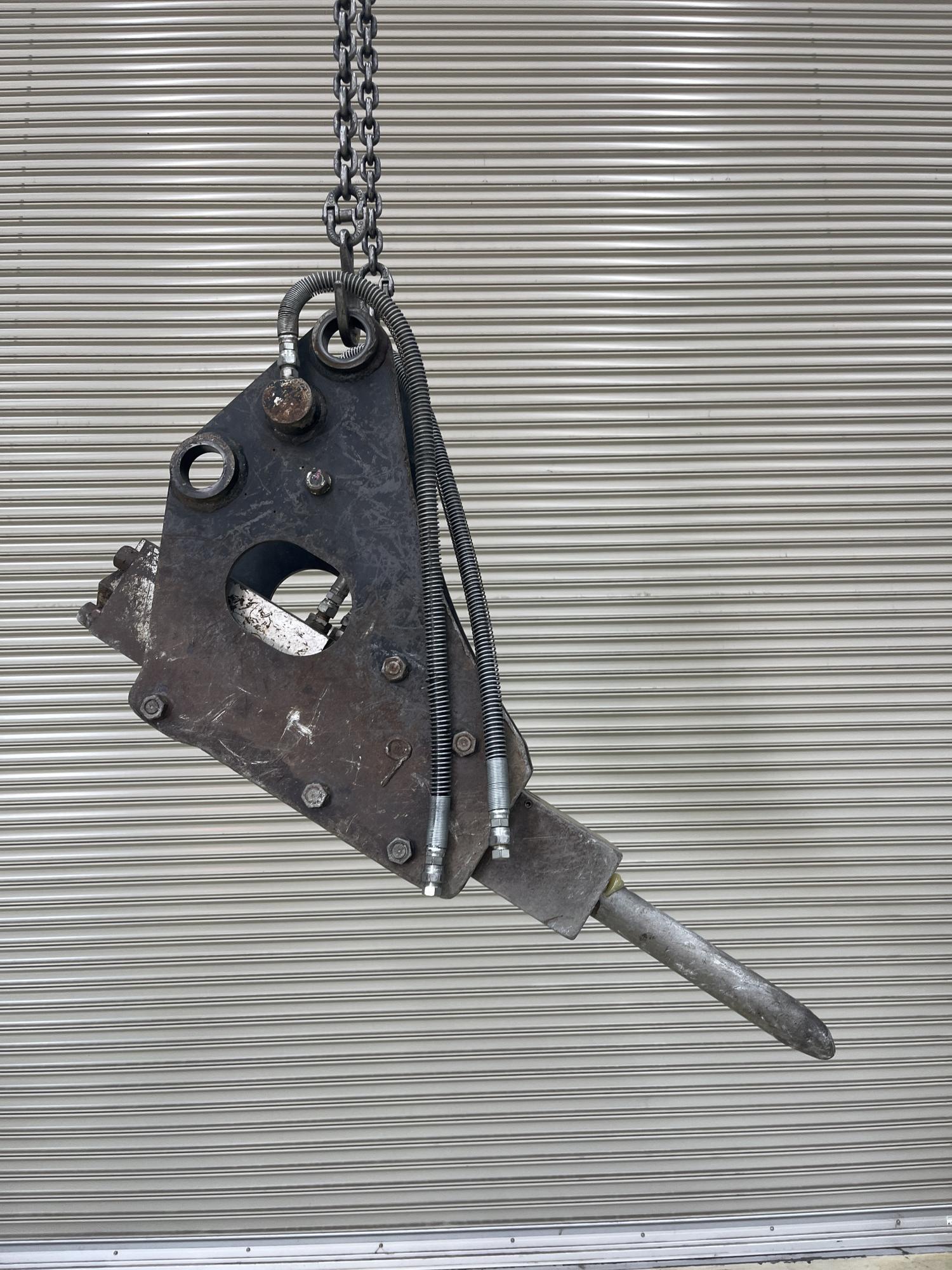 タグチ認定中古 サイドマウント　GBブレーカー　3～4ton　GBS-30