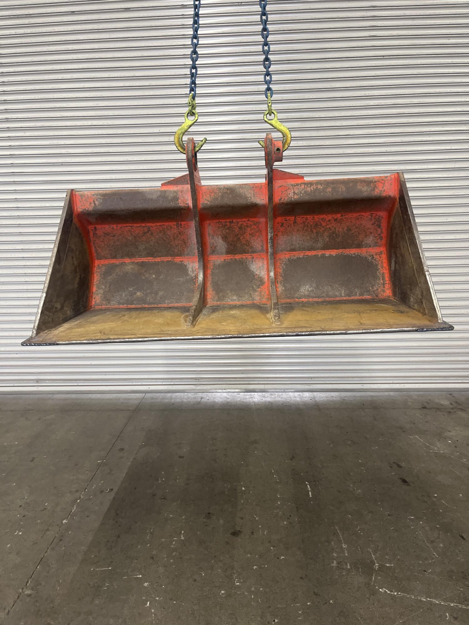 タグチ認定中古 法面バケット　10～14ton　Y1-122