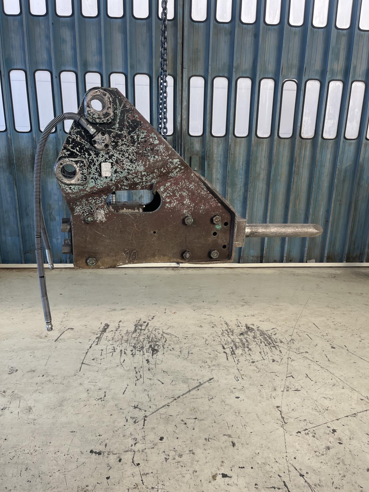 タグチ認定中古 サイドマウント　GBブレーカー　10～14ton　GBS-120