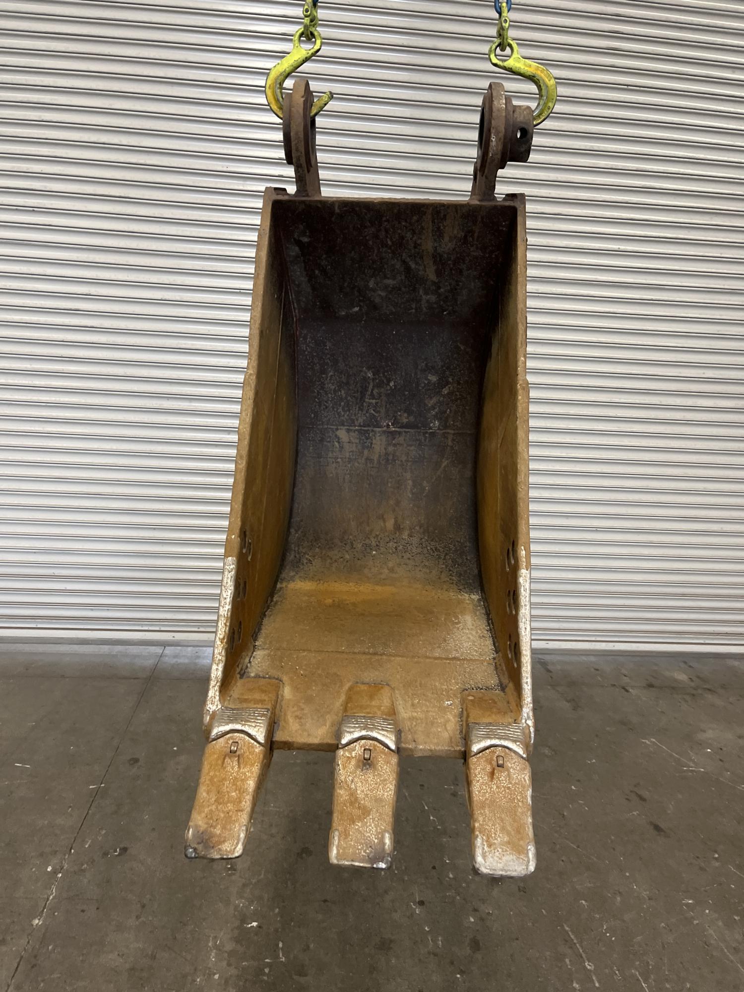 タグチ認定中古 狭幅バケット　20～22ton　600幅