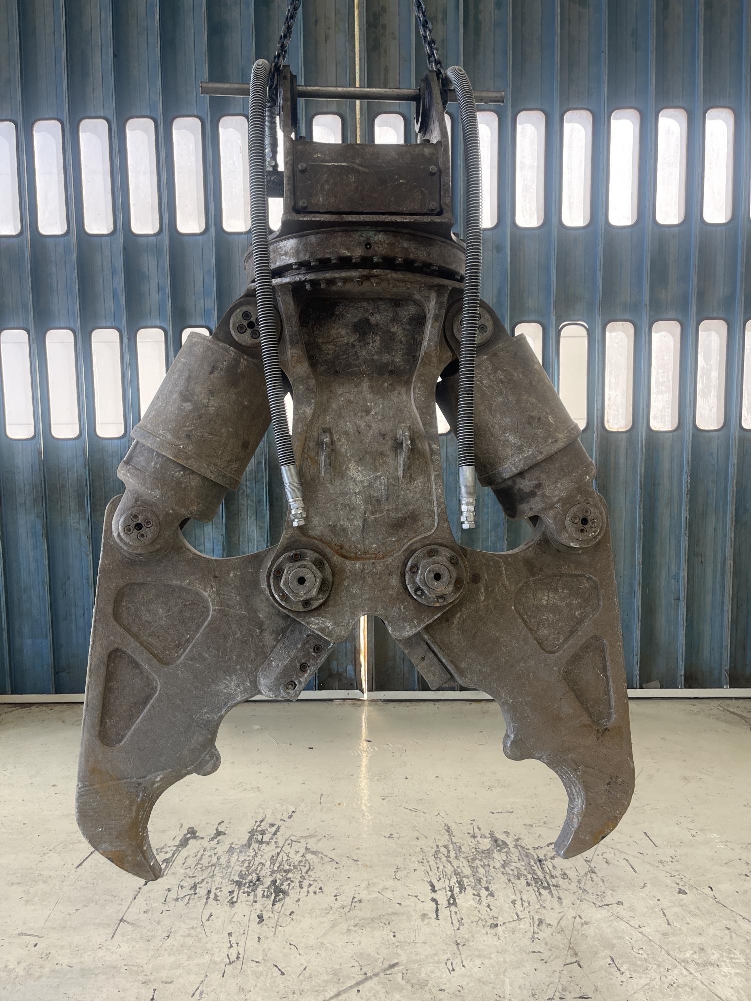 タグチ認定中古 ツインシリンダ　D大割機　20～22ton　D-211A