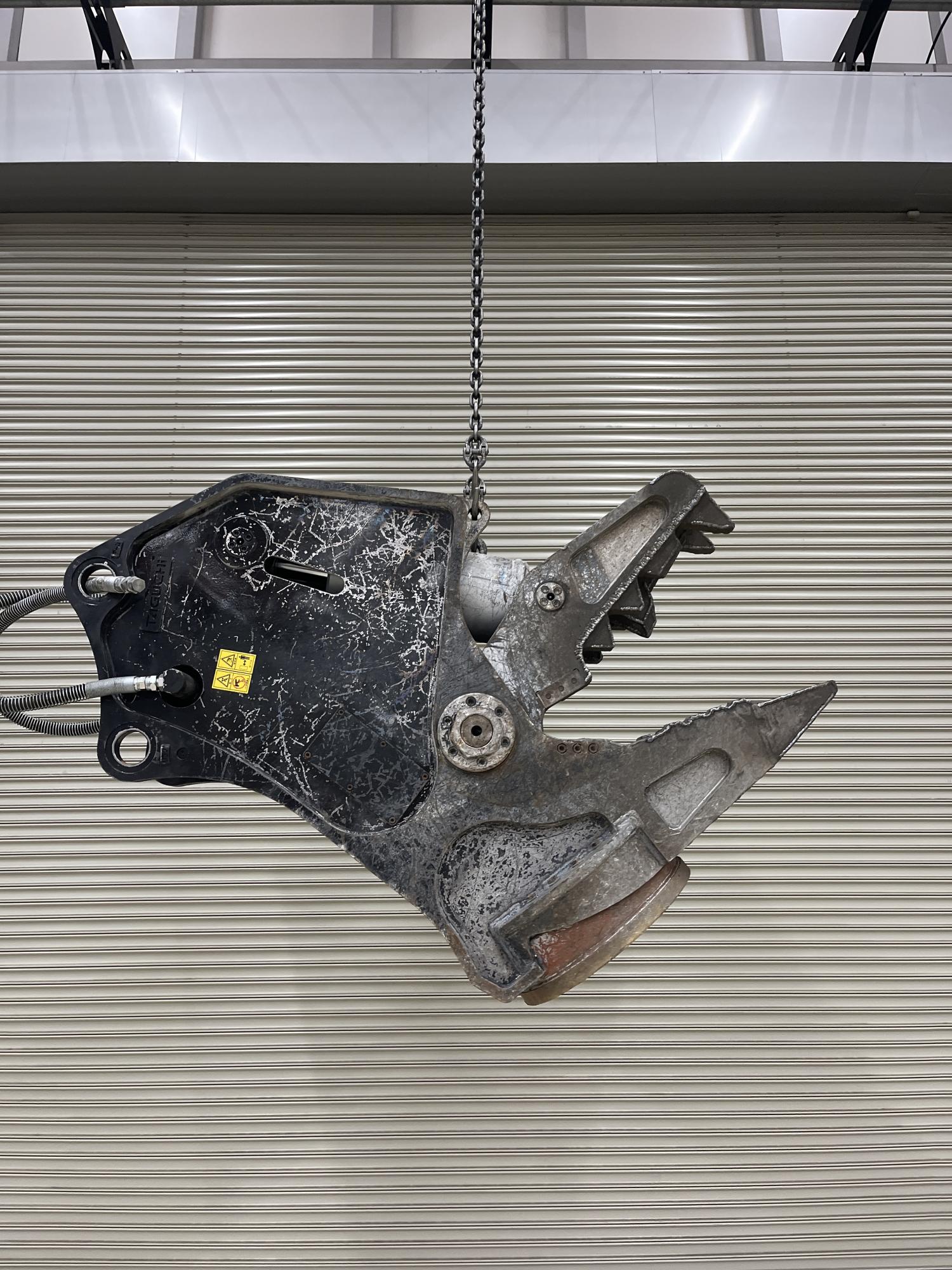 タグチ認定中古 油圧発電式磁石付　MC小割機　with　マグ・ゴン　10～14ton　MC-135BDM5A