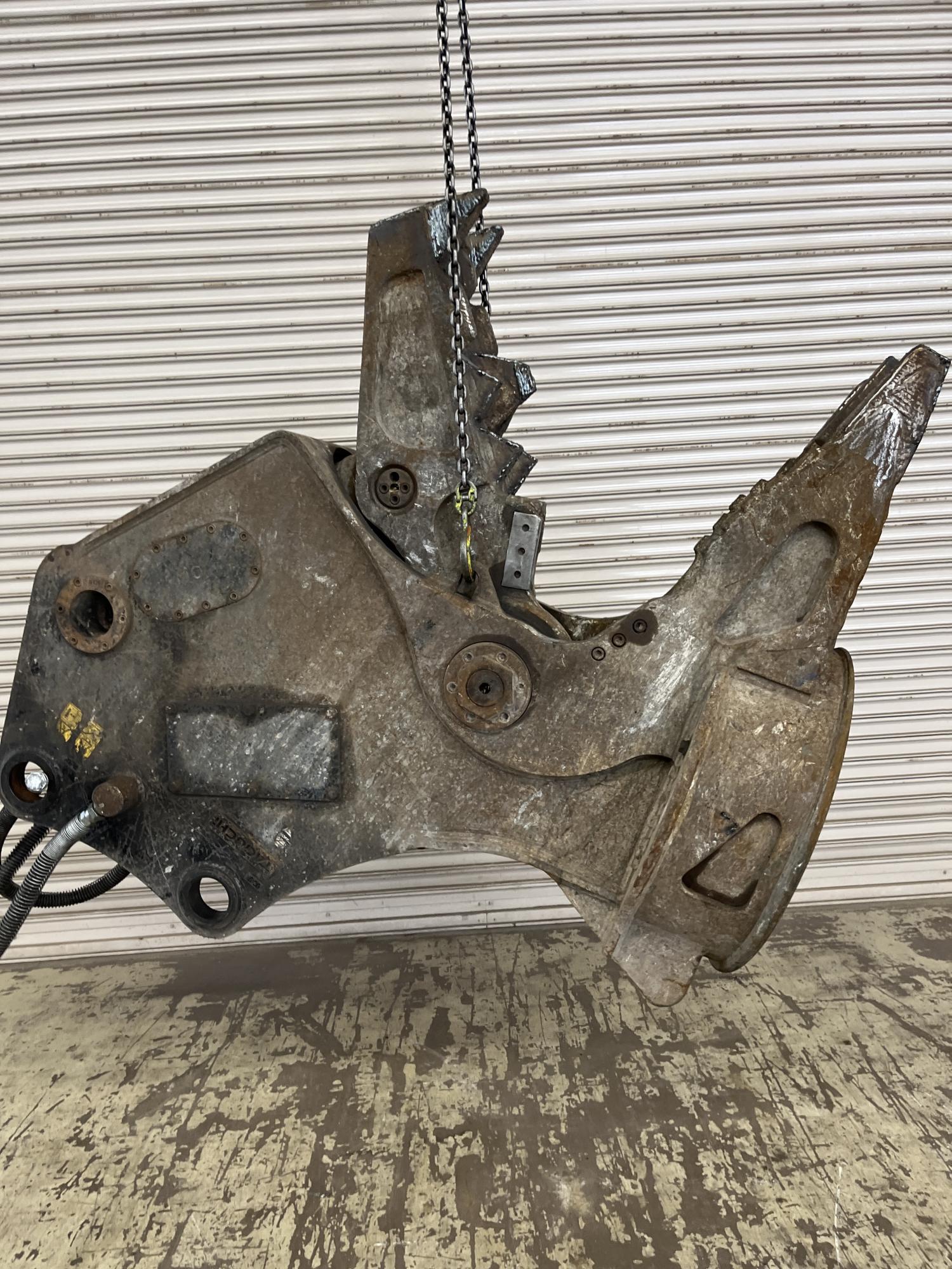 タグチ認定中古 油圧発電式磁石付　MC小割機　with　マグ・ゴン　20～22ton　MC-201DM7A