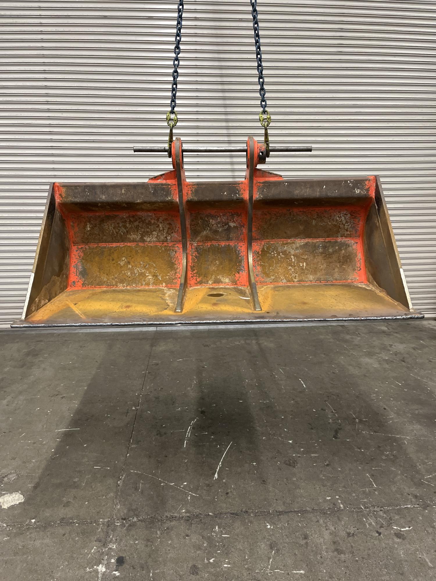 タグチ認定中古 法面バケット　20～22ton　Y1-200