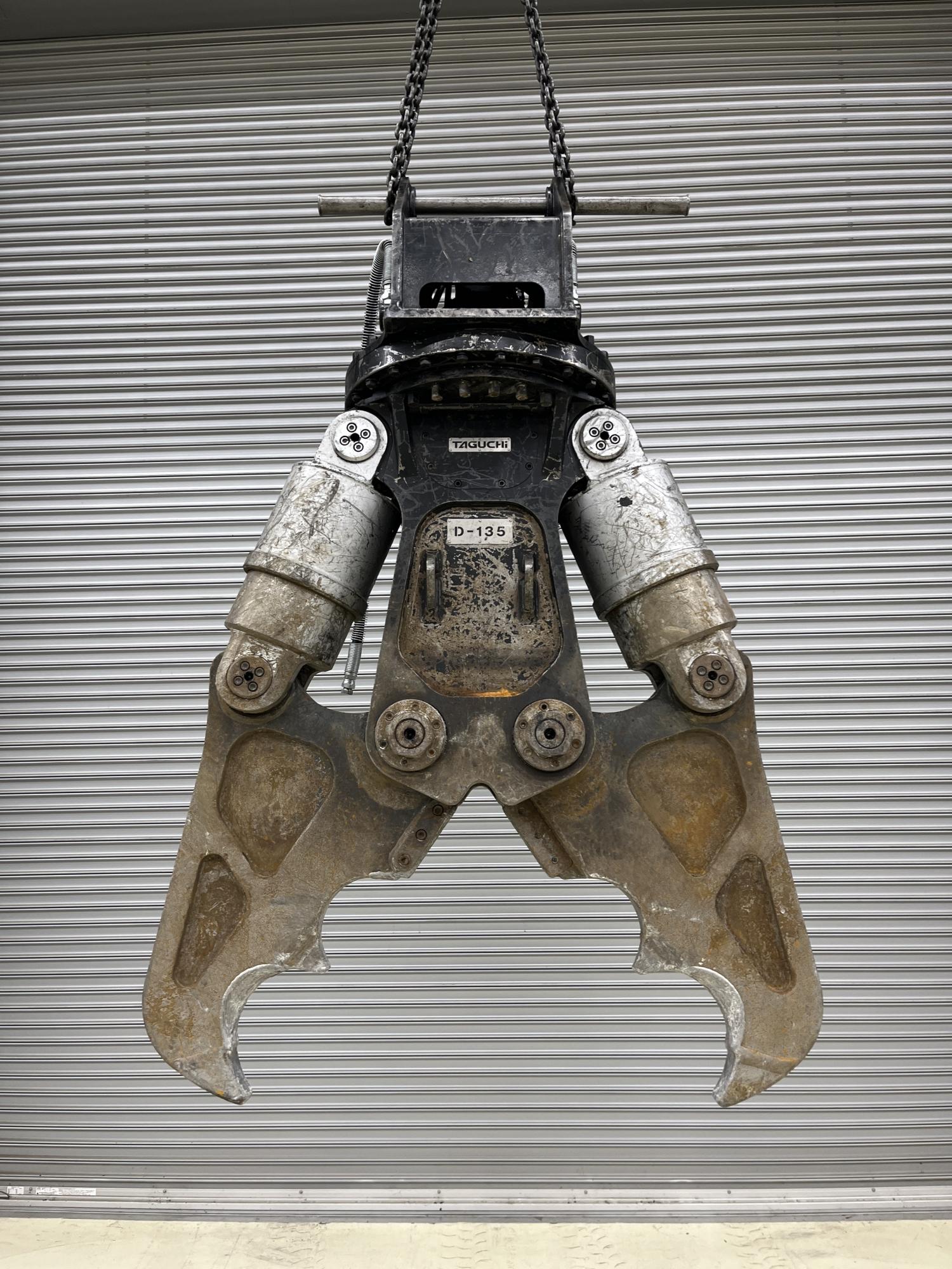 タグチ認定中古 ツインシリンダ　D大割機　自動・油圧旋回式　10～14ton　D-135AS