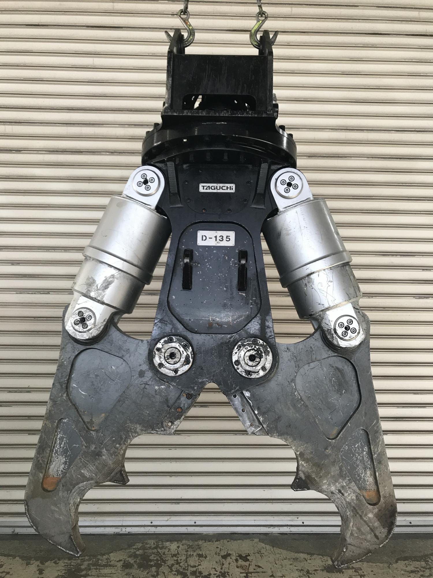 タグチ認定中古 ツインシリンダ　D大割機　自動・油圧旋回式　10～14ton　D-135AS