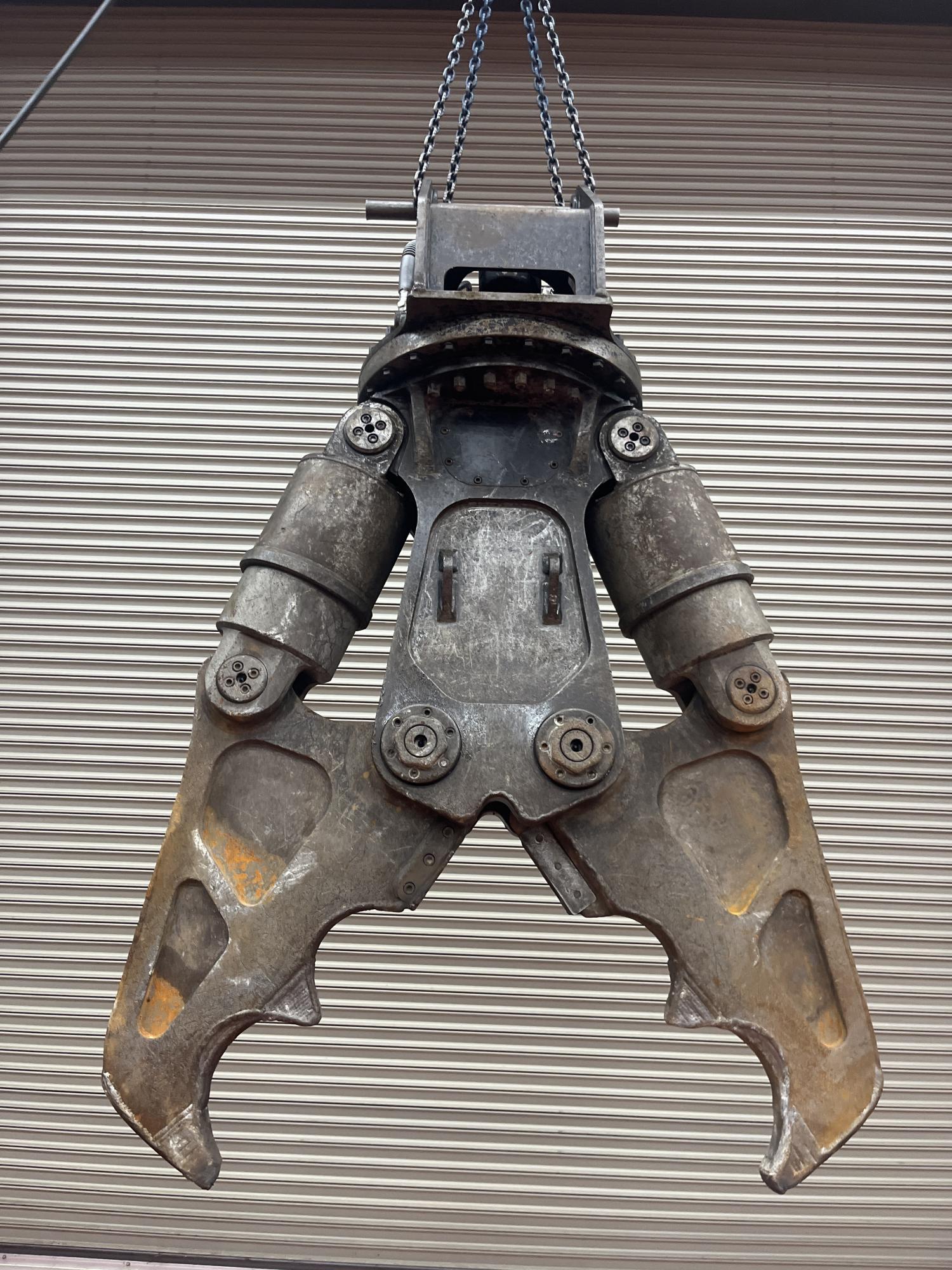 タグチ認定中古 ツインシリンダ　D大割機　自動・油圧旋回式　10～14ton　D-135AS