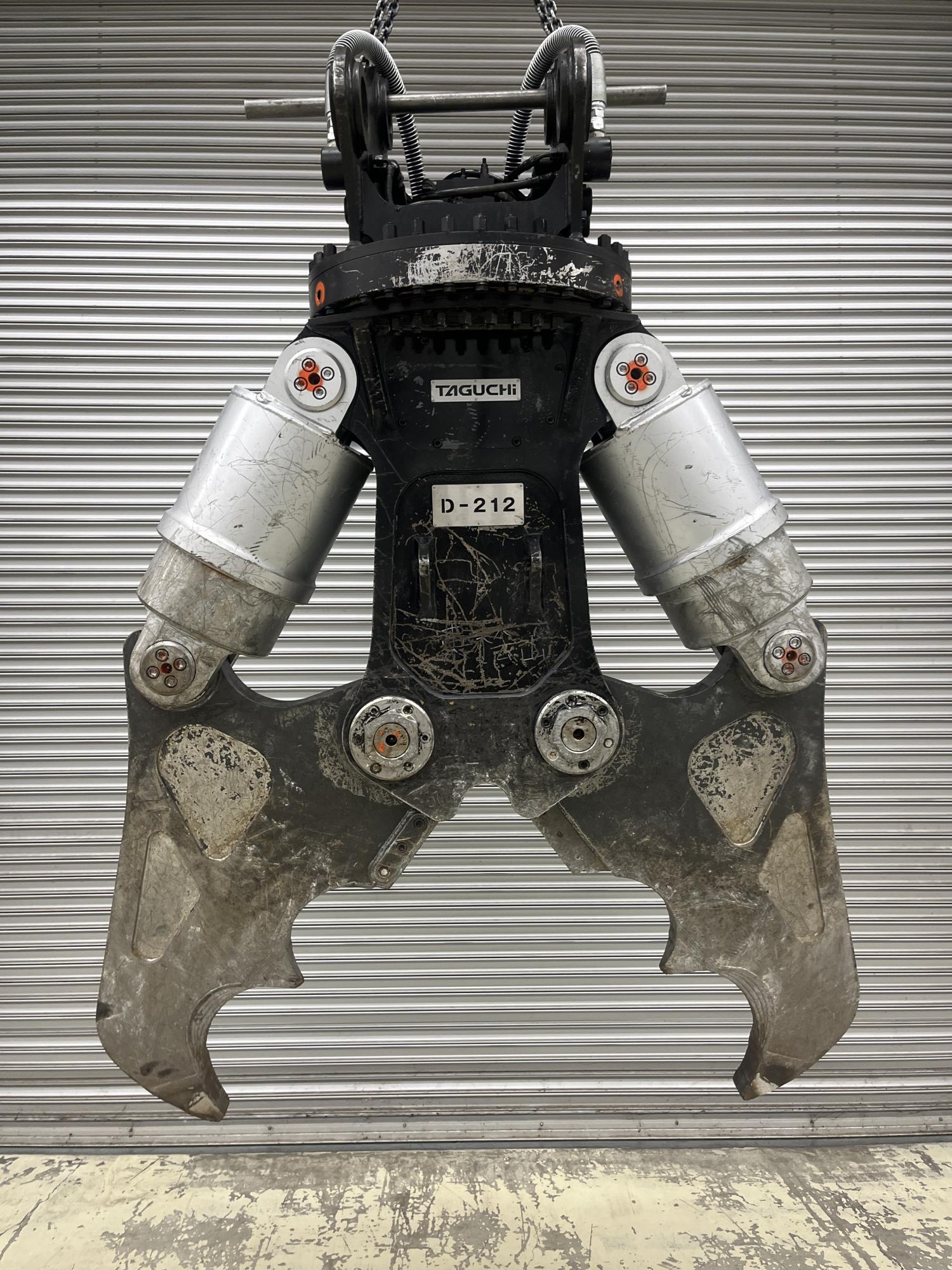 タグチ認定中古 ツインシリンダ　D大割機　自動・油圧旋回式　20～22ton　D-212AS