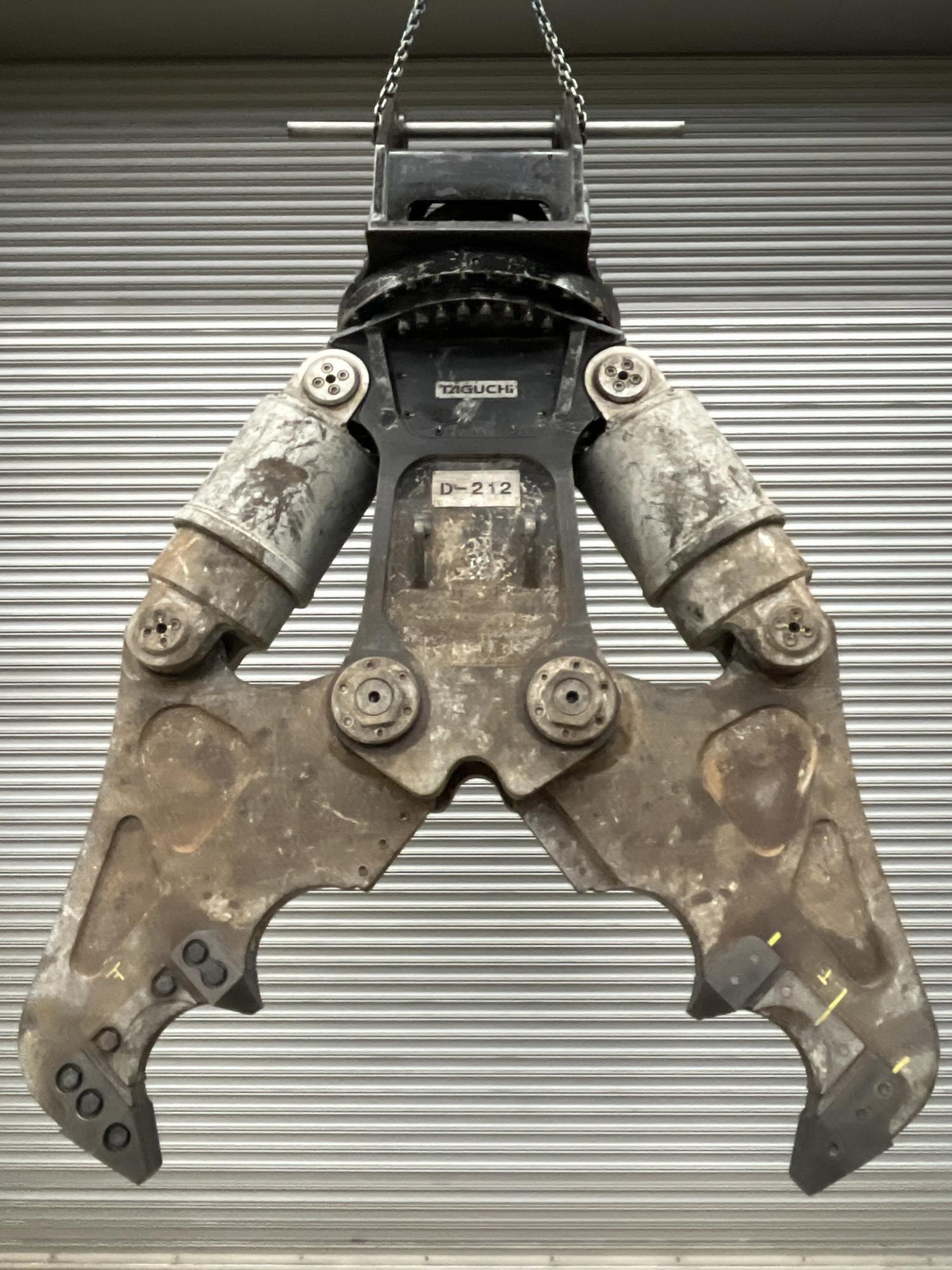 タグチ認定中古 ツインシリンダ　D大割機　自動・油圧旋回式　20～22ton　D-212AS-SP