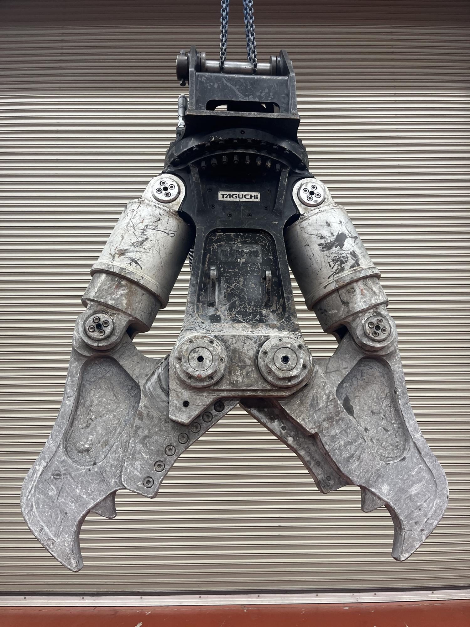 タグチ認定中古 ツインシリンダ　DX-SRC大割カッター　自動・油圧旋回式　20～22ton　DX-SRC-212AS