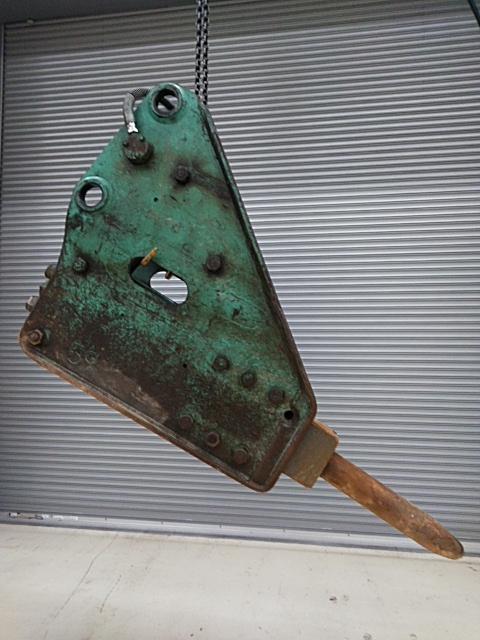 タグチ認定中古 油圧ブレーカー　20～22ton
