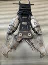 タグチ認定中古 ツインシリンダ　DX-SRC大割カッター　自動・油圧旋回式　20～22ton　DX-SRC-212AS