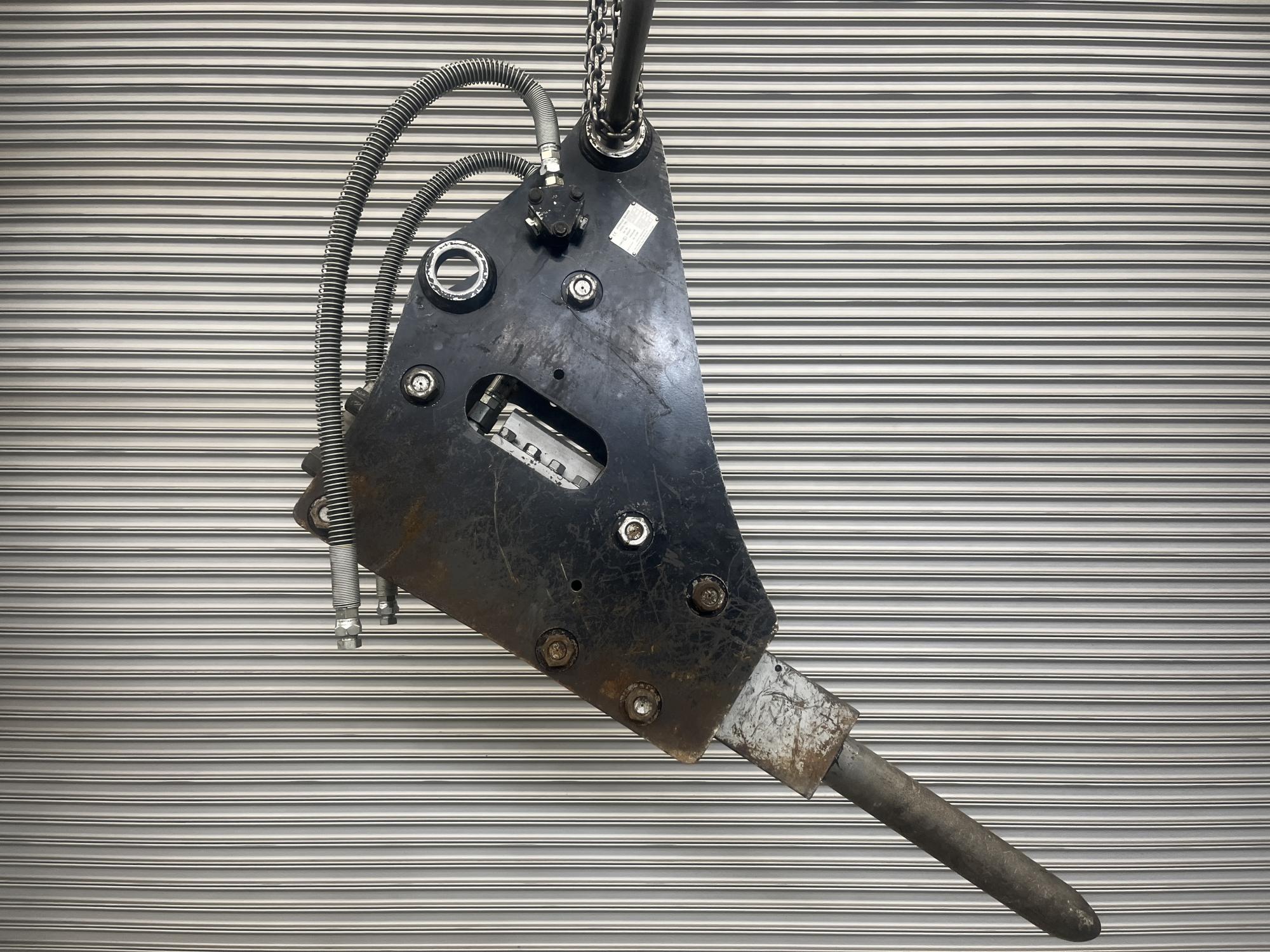 タグチ認定中古 サイドマウント　GBブレーカー　6～8ton　GBS-60