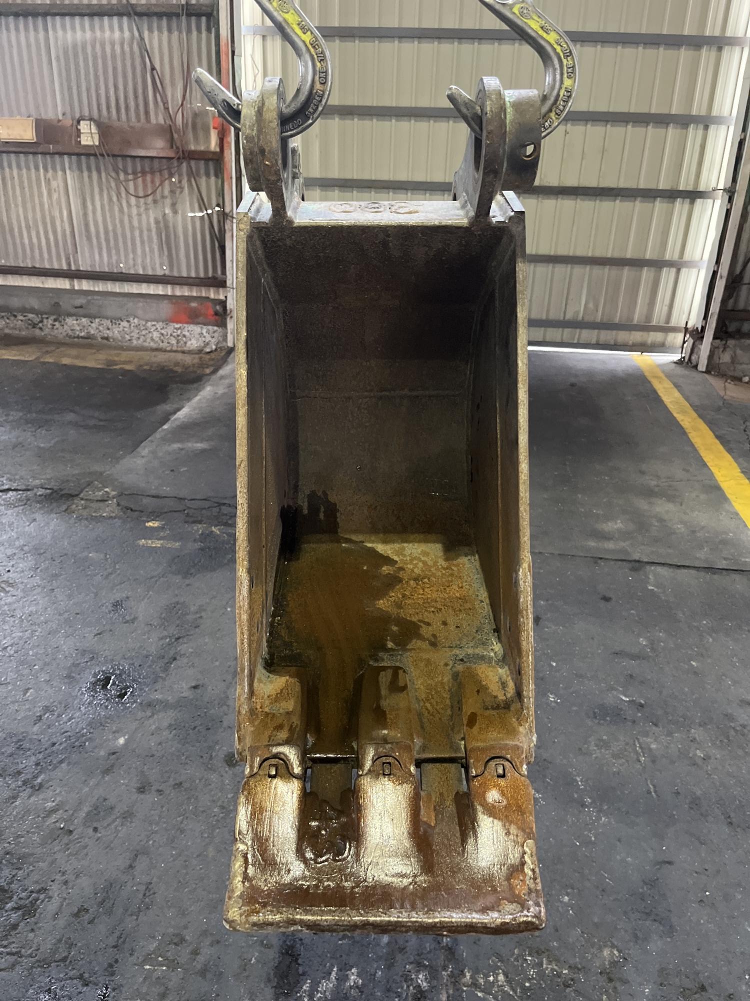 タグチ認定中古 狭幅バケット　3～4ton　300幅