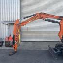 油圧ショベル　3～4ton　後方小旋回2ピースブーム