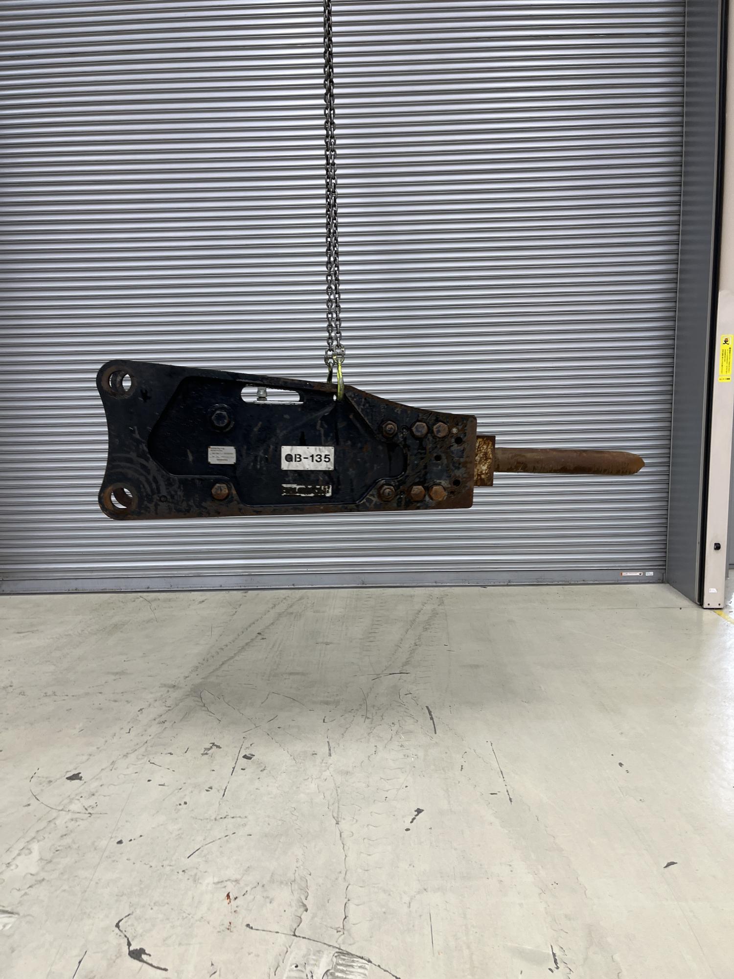 タグチ認定中古 トップマウント　GBブレーカー　10～14ton　GB-135T