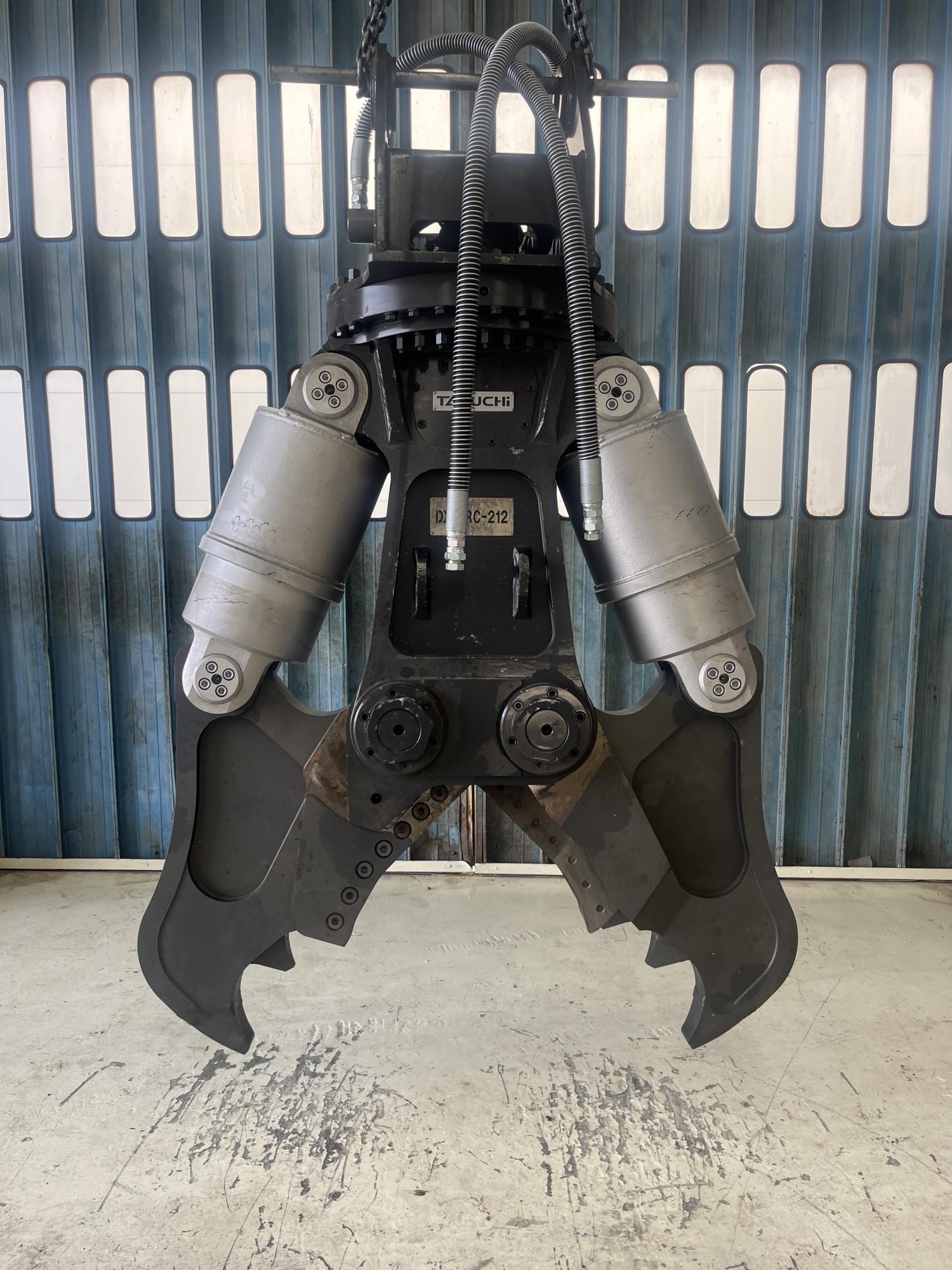 タグチ認定中古 ツインシリンダ　DX-SRC大割カッター　自動・油圧旋回式　20～22ton　DX-SRC-212A