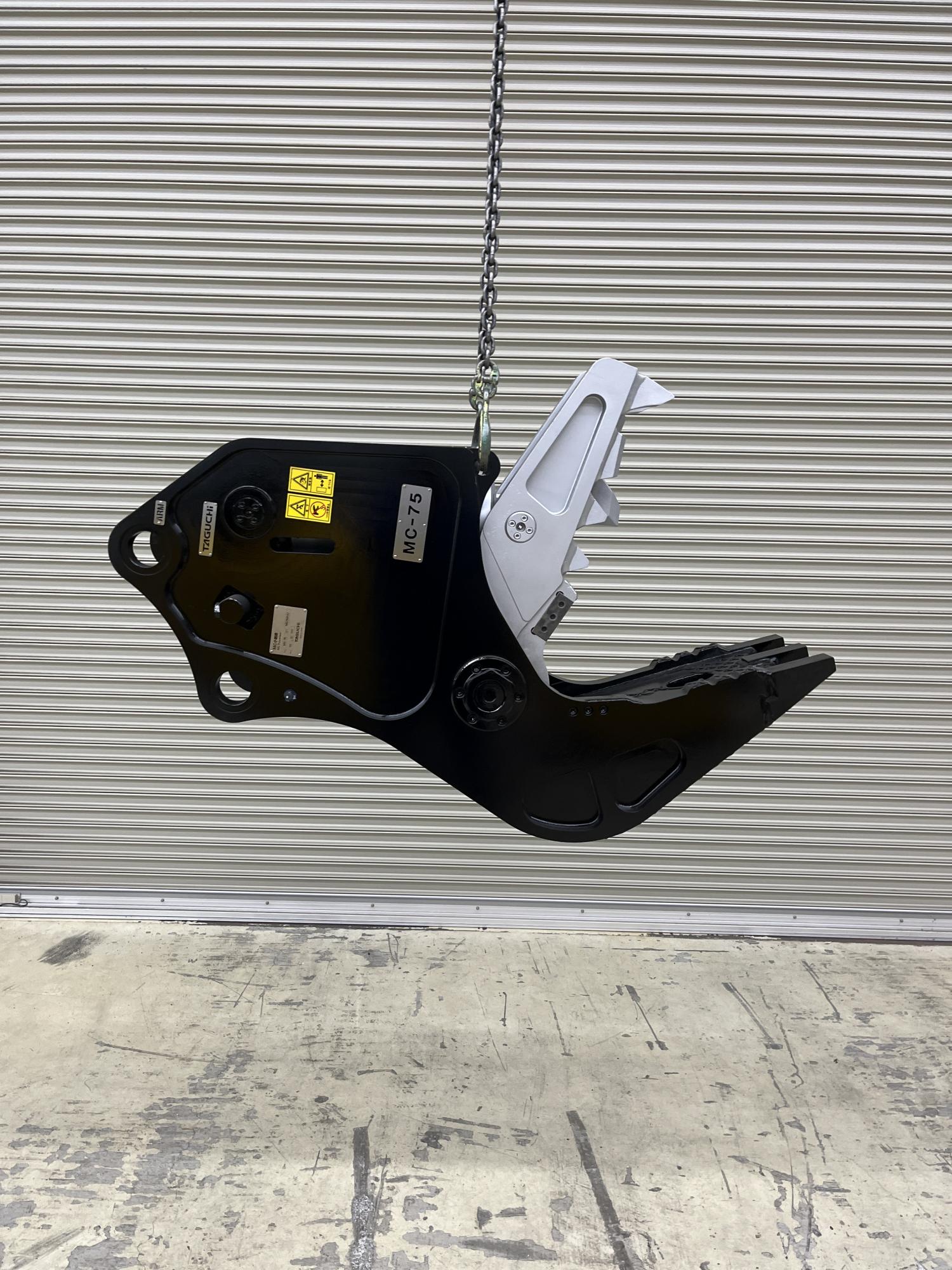 タグチ認定中古 コンクリート小割圧砕機　MC小割機　6～8ton　MC-75