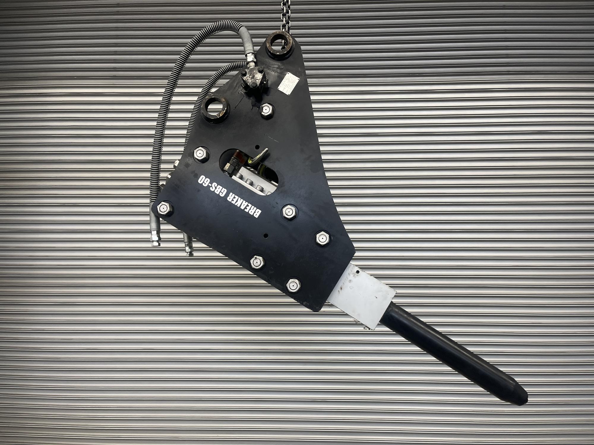 タグチ認定中古 サイドマウント　GBブレーカー　6～8ton　GBS-60