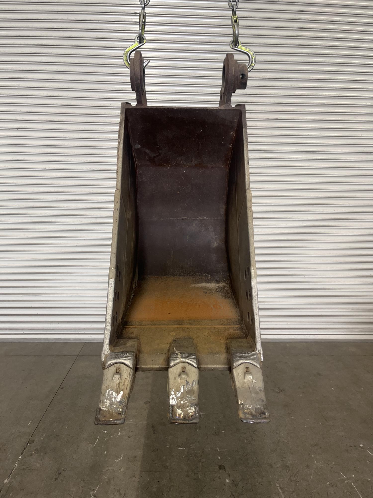 タグチ認定中古 狭幅バケット　20～22ton　600幅