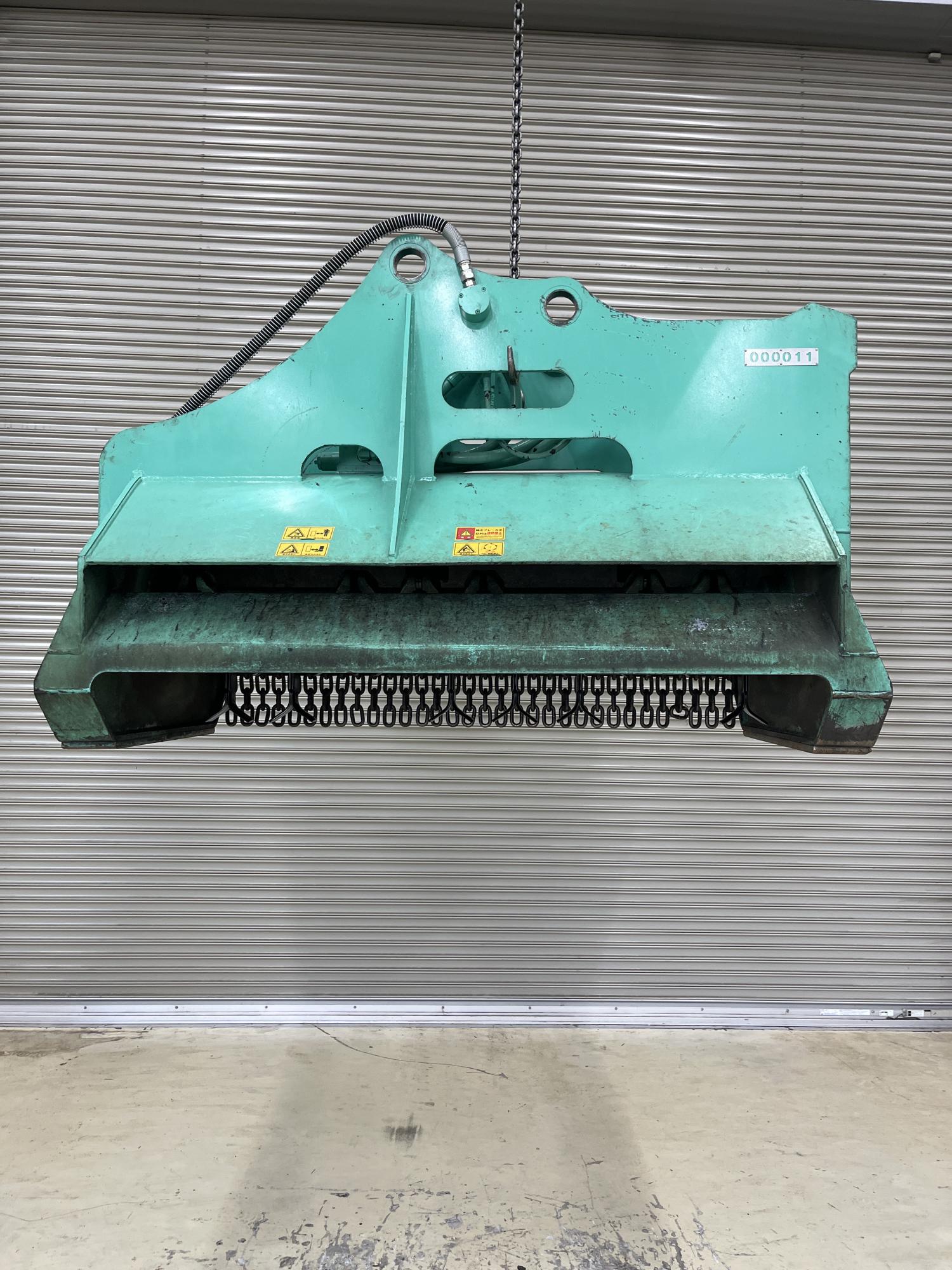 タグチ認定中古 雑木&草刈り機　クサカルゴン　10～14ton　KS-122