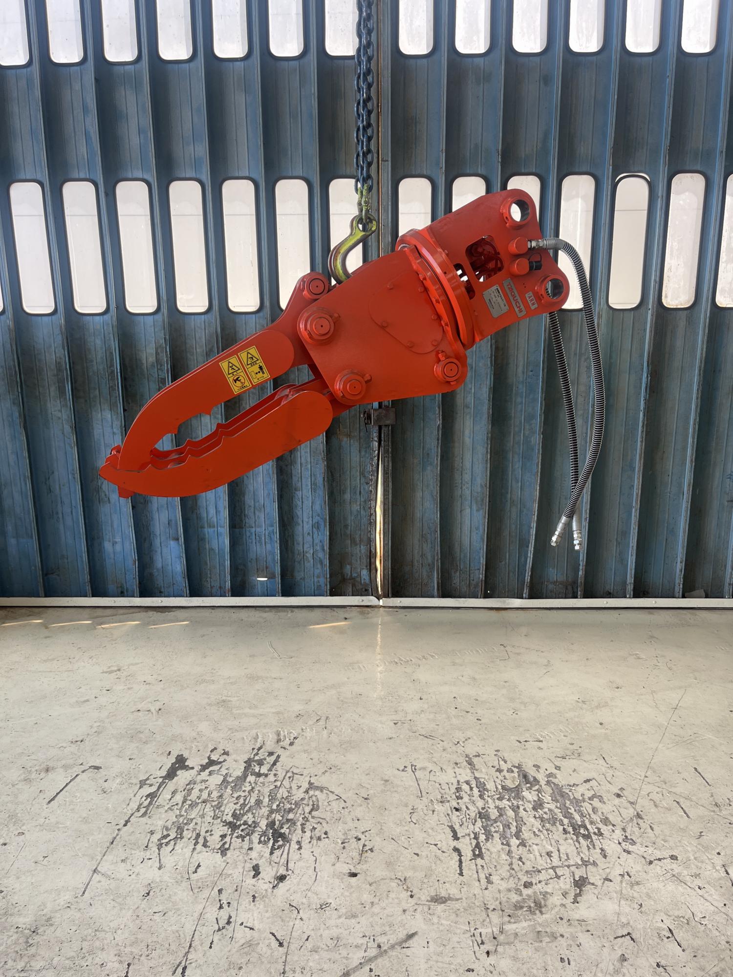 タグチ認定中古 全旋回グラスパーVSC 3～4ton GV-32SC