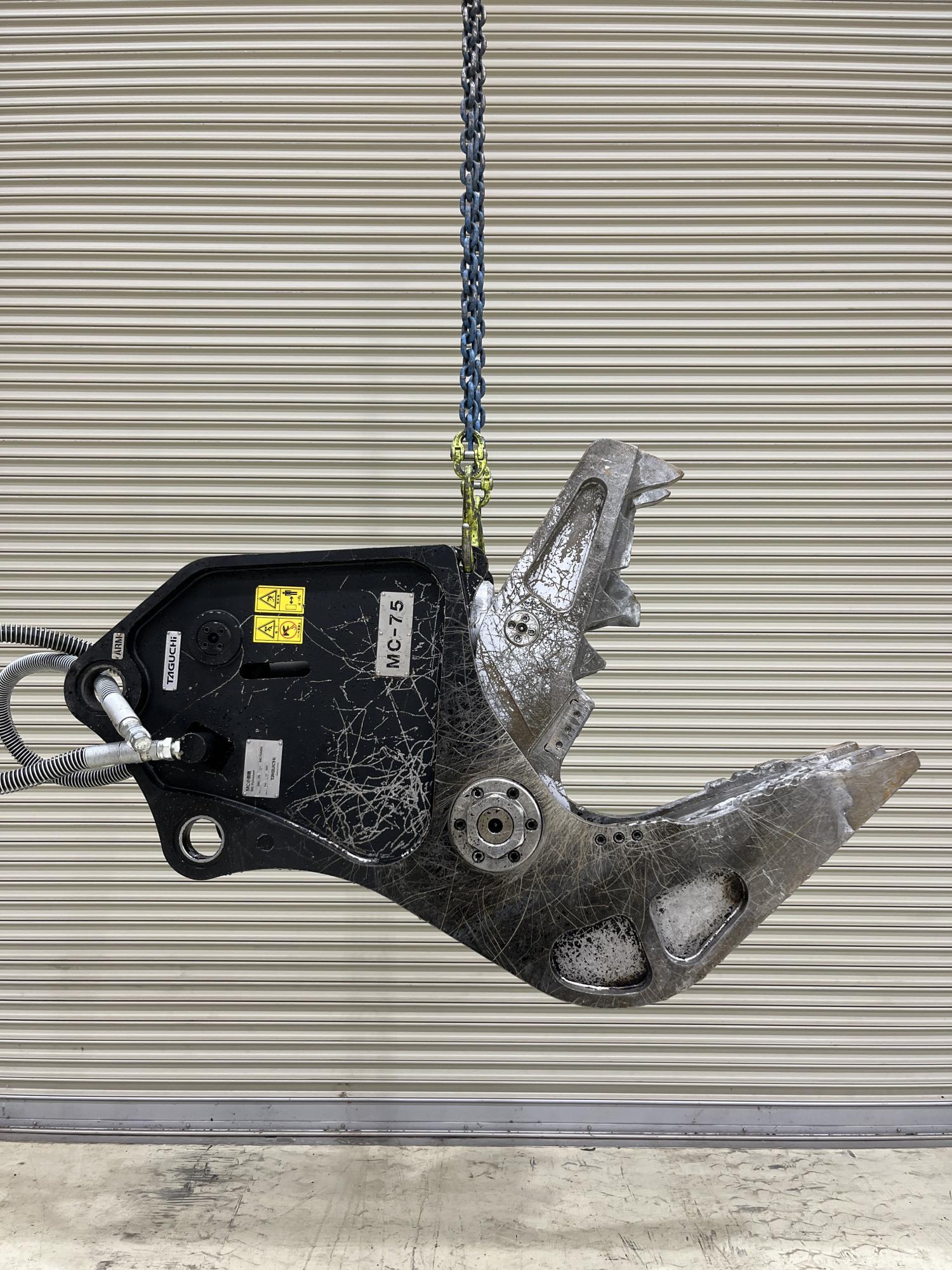 タグチ認定中古 コンクリート小割圧砕機　MC小割機　6～8ton　MC-75