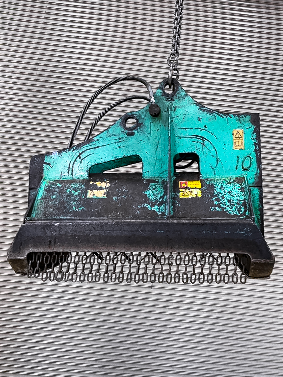 タグチ認定中古 雑木&草刈り機　クサカルゴン　6～8ton　KS-60