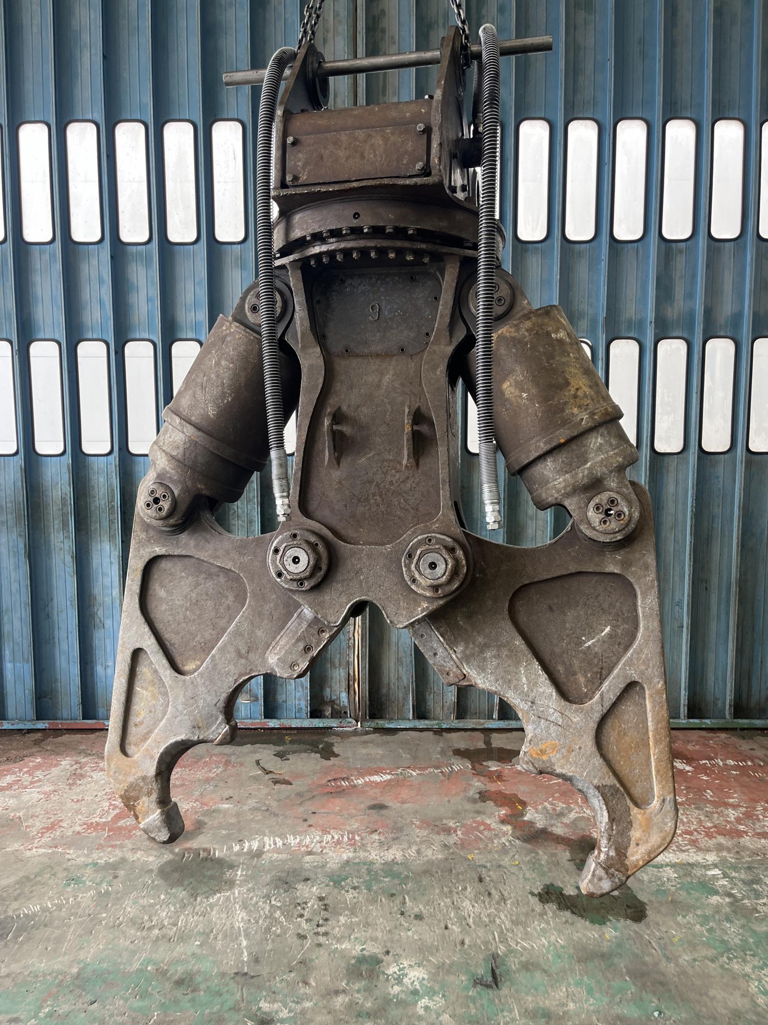 タグチ認定中古 ツインシリンダ　D大割機　20～22ton　D-211A
