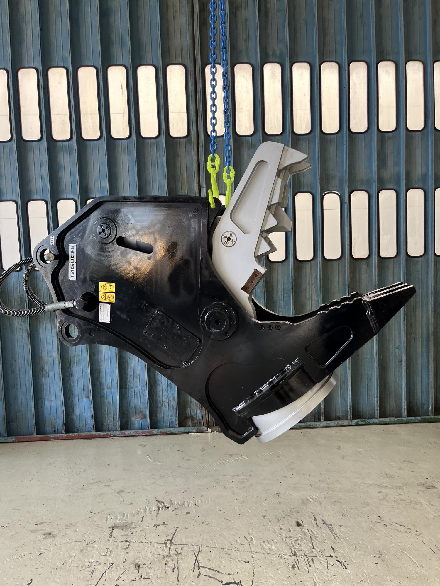 タグチ認定中古 油圧発電式磁石付　MC小割機　with　マグ・ゴン　10～14ton　MC-135EM5A