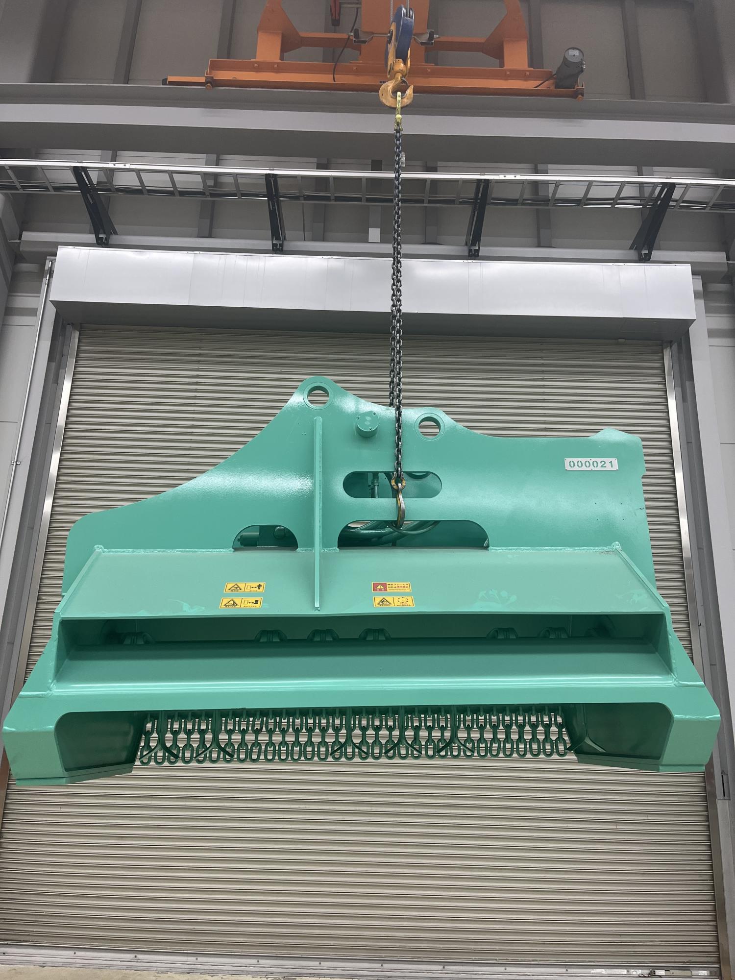 タグチ認定中古 雑木&草刈り機　クサカルゴン　10～14ton　KS-122