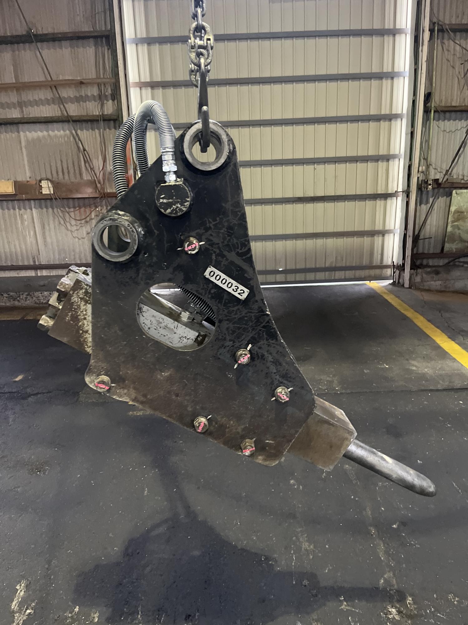 タグチ認定中古 サイドマウント　GBブレーカー　3～4ton　GBS-30