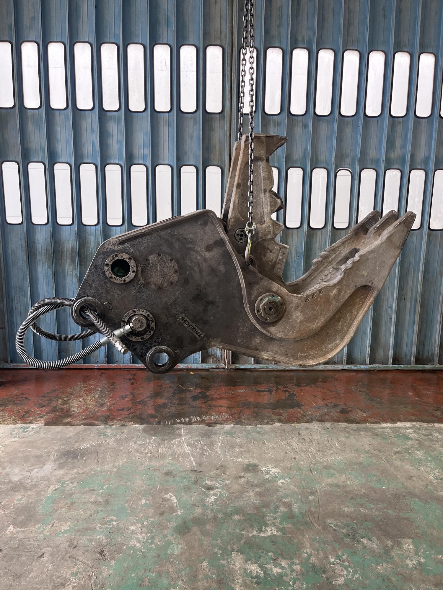 タグチ認定中古 コンクリート小割圧砕機　MC小割機　20～22ton　MC-201