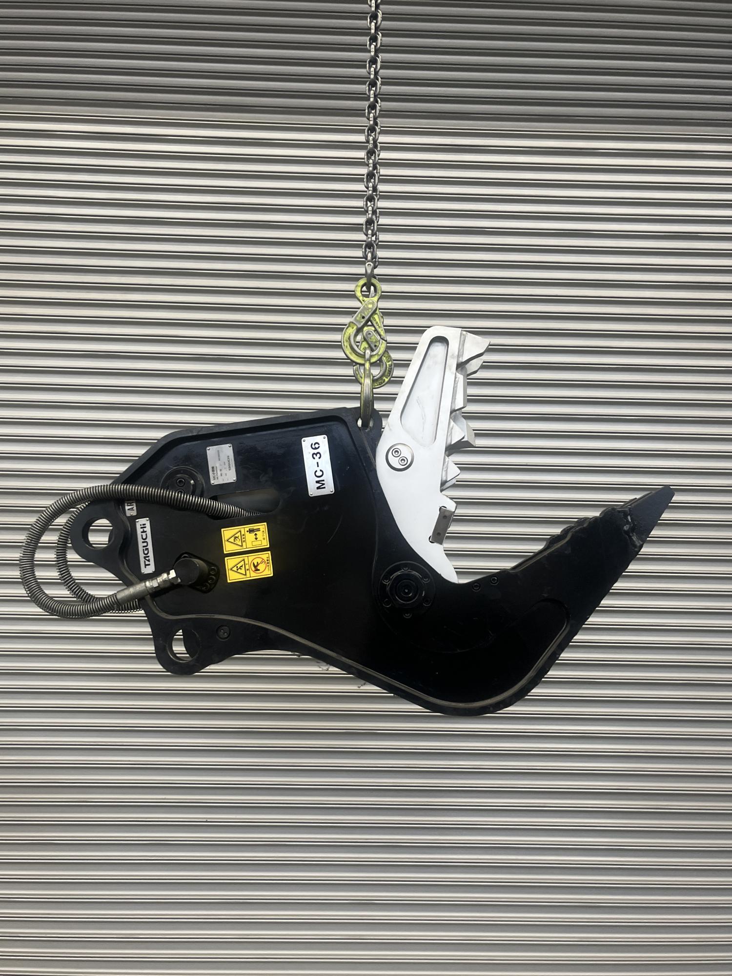 タグチ認定中古 コンクリート小割圧砕機　MC小割機　3～5ton　MC-36