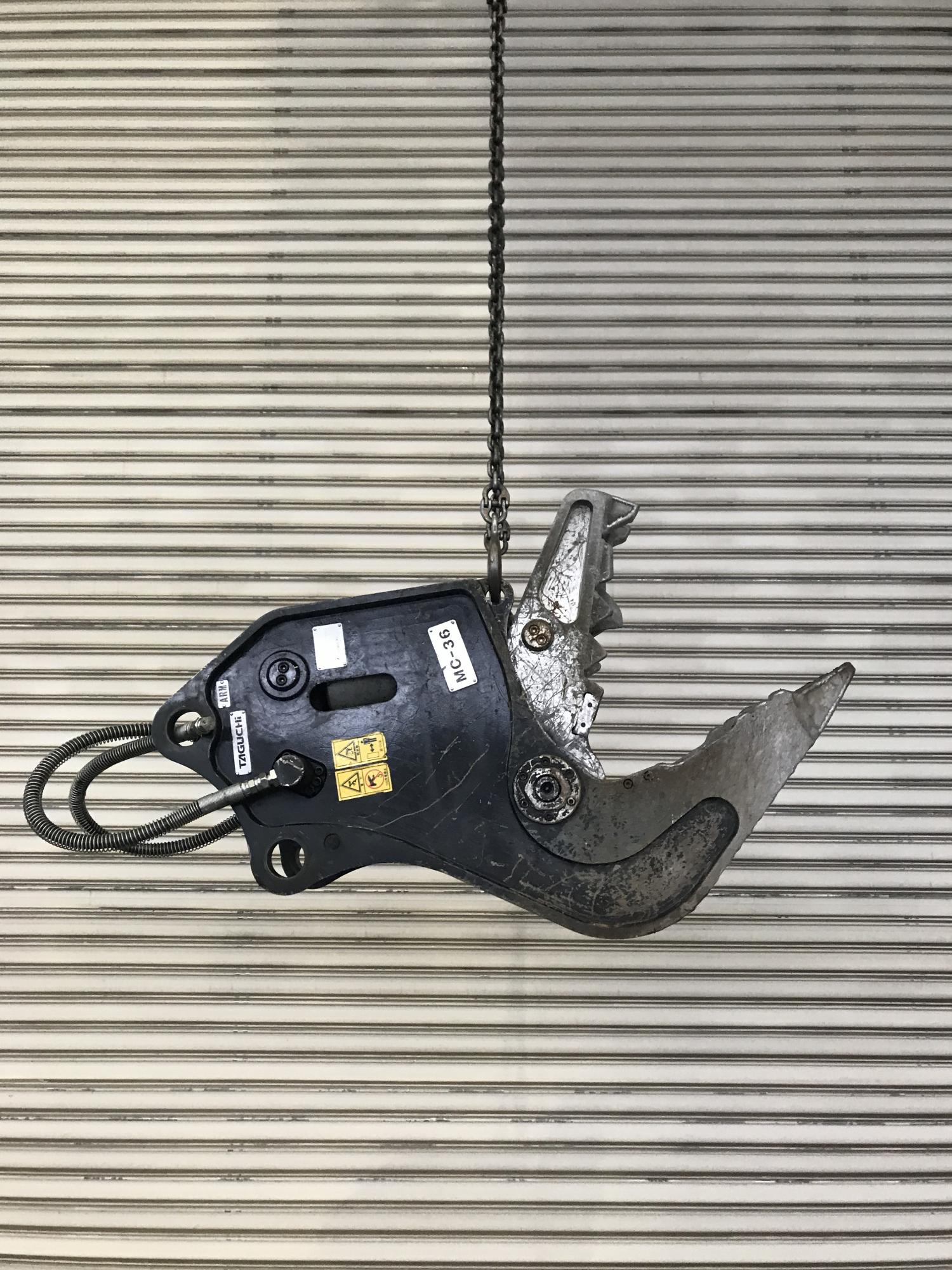 タグチ認定中古 コンクリート小割圧砕機　MC小割機　3～5ton　MC-36