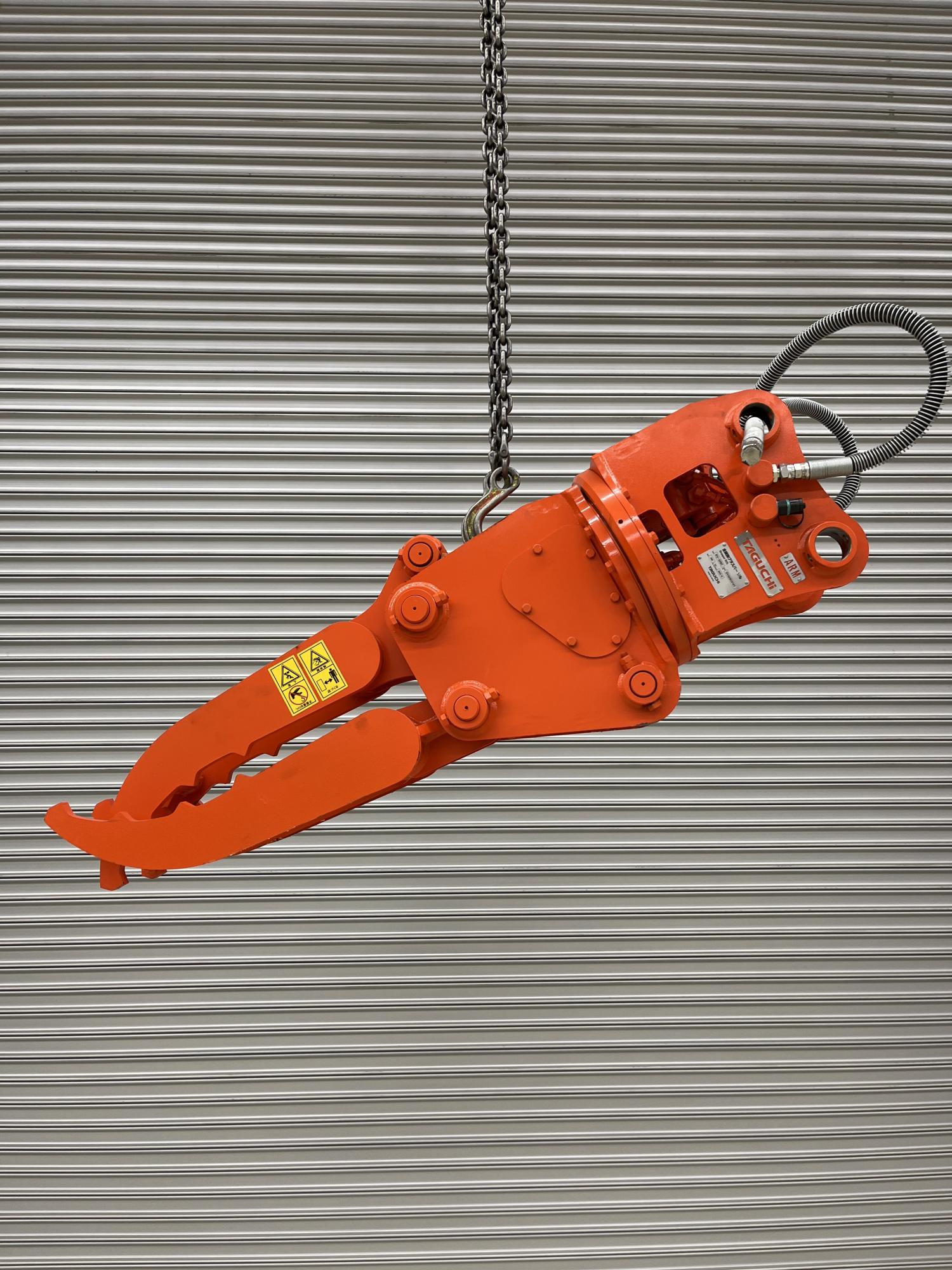 タグチ認定中古 全旋回グラスパーVSC 3～4ton GV-32SC