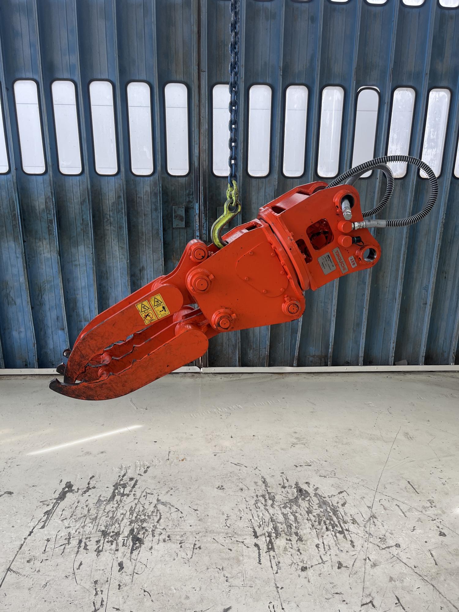 タグチ認定中古 全旋回グラスパーVSC 3～4ton GV-32SC