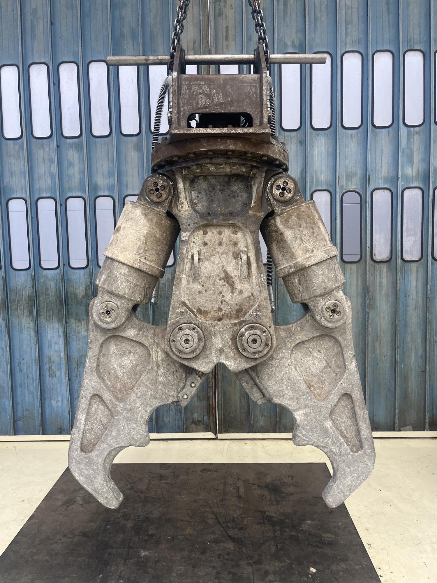 タグチ認定中古 ツインシリンダ　D大割機　10～14ton　D-135A