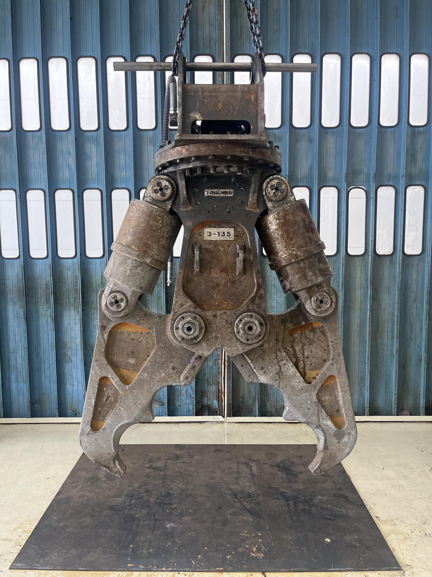 タグチ認定中古 ツインシリンダ　D大割機　10～14ton　D-135A